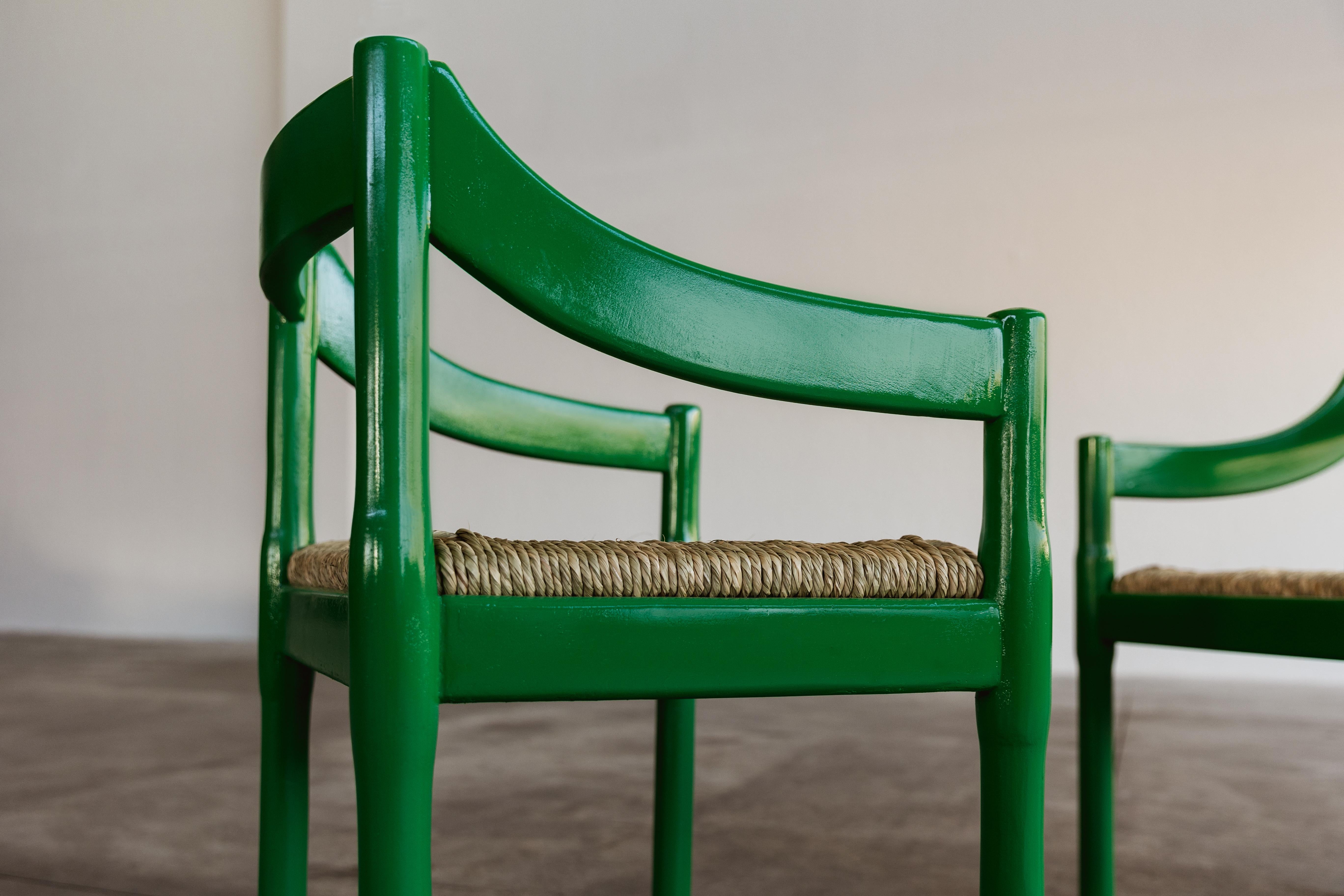 Chaises de salle à manger Carimate de Vico Magistretti pour Cassina, 1960, lot de 12 en vente 8