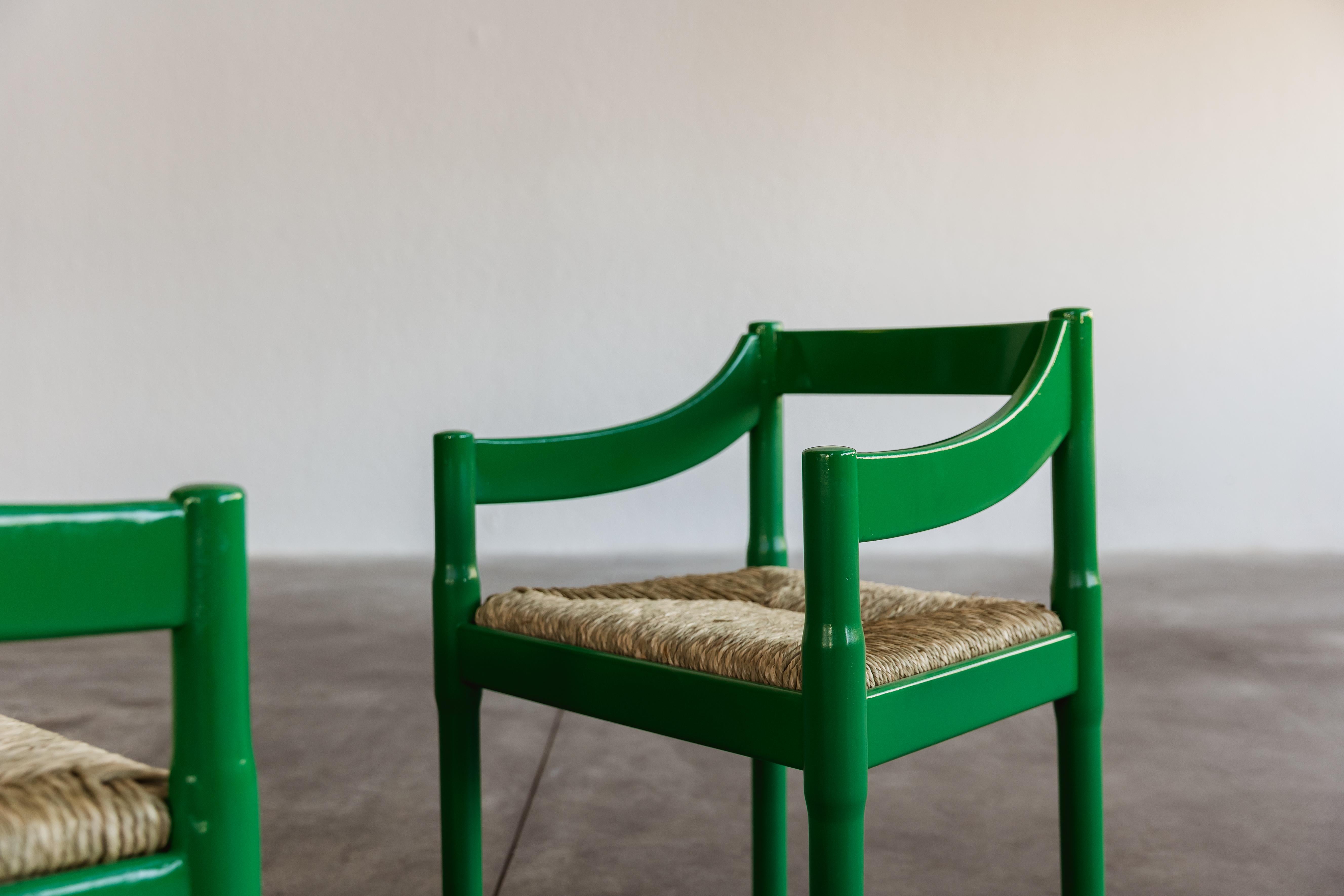 Esszimmerstühle „Carimate“ von Vico Magistretti für Cassina, 1960, 12er-Set im Angebot 2