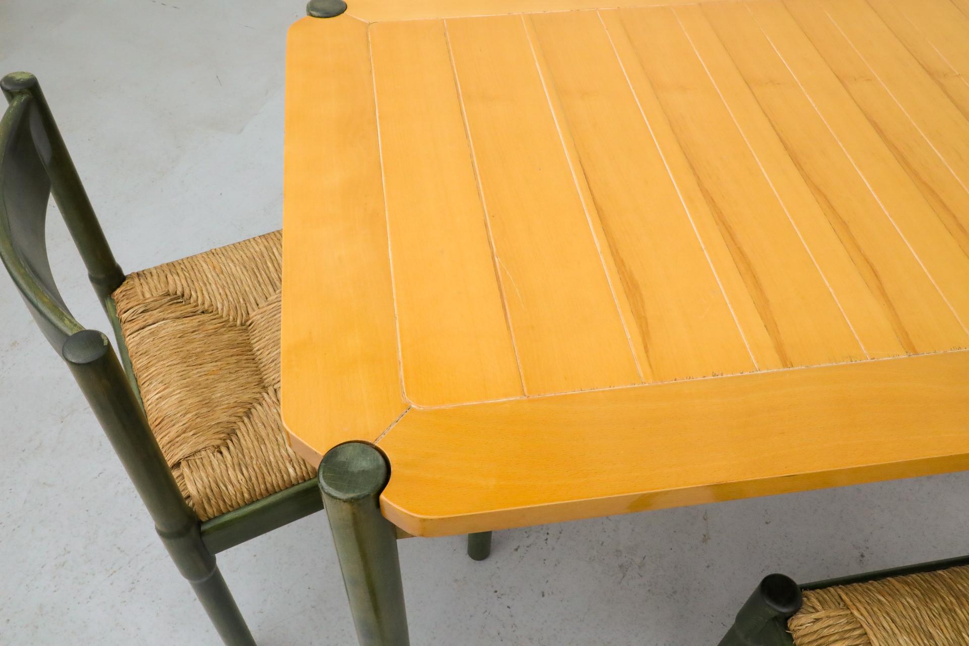Vico Magistretti chaises de salle à manger Carimate en chêne teinté vert avec table assortie en vente 6