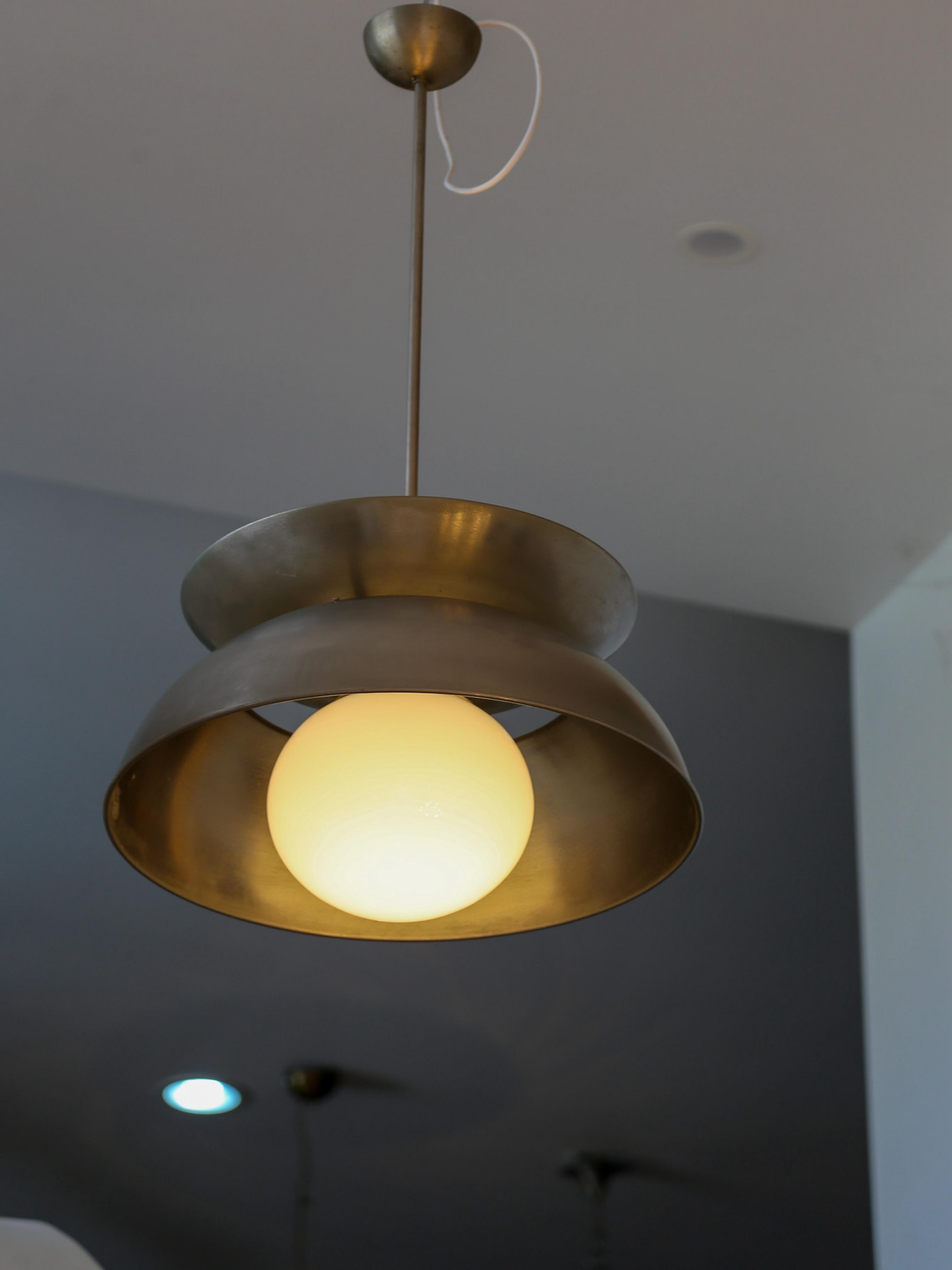 Vico Magistretti Cetra Pendant Lamp for Artemide  1960 Italy In Good Condition For Sale In Byron Bay, NSW