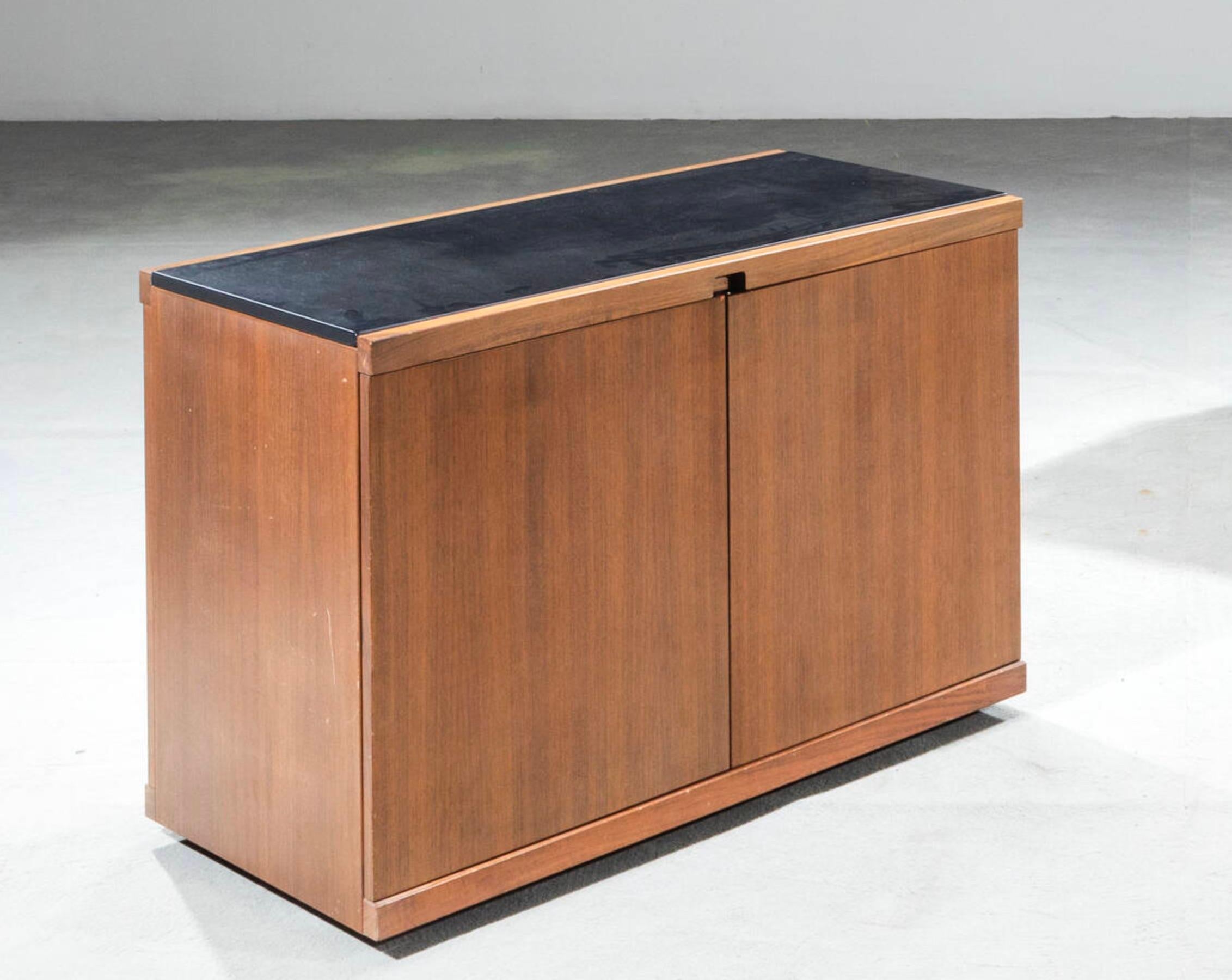 Leather Vico Magistretti, Pair of sideboards mod. MB55, prod. Poggi, 1960s For Sale