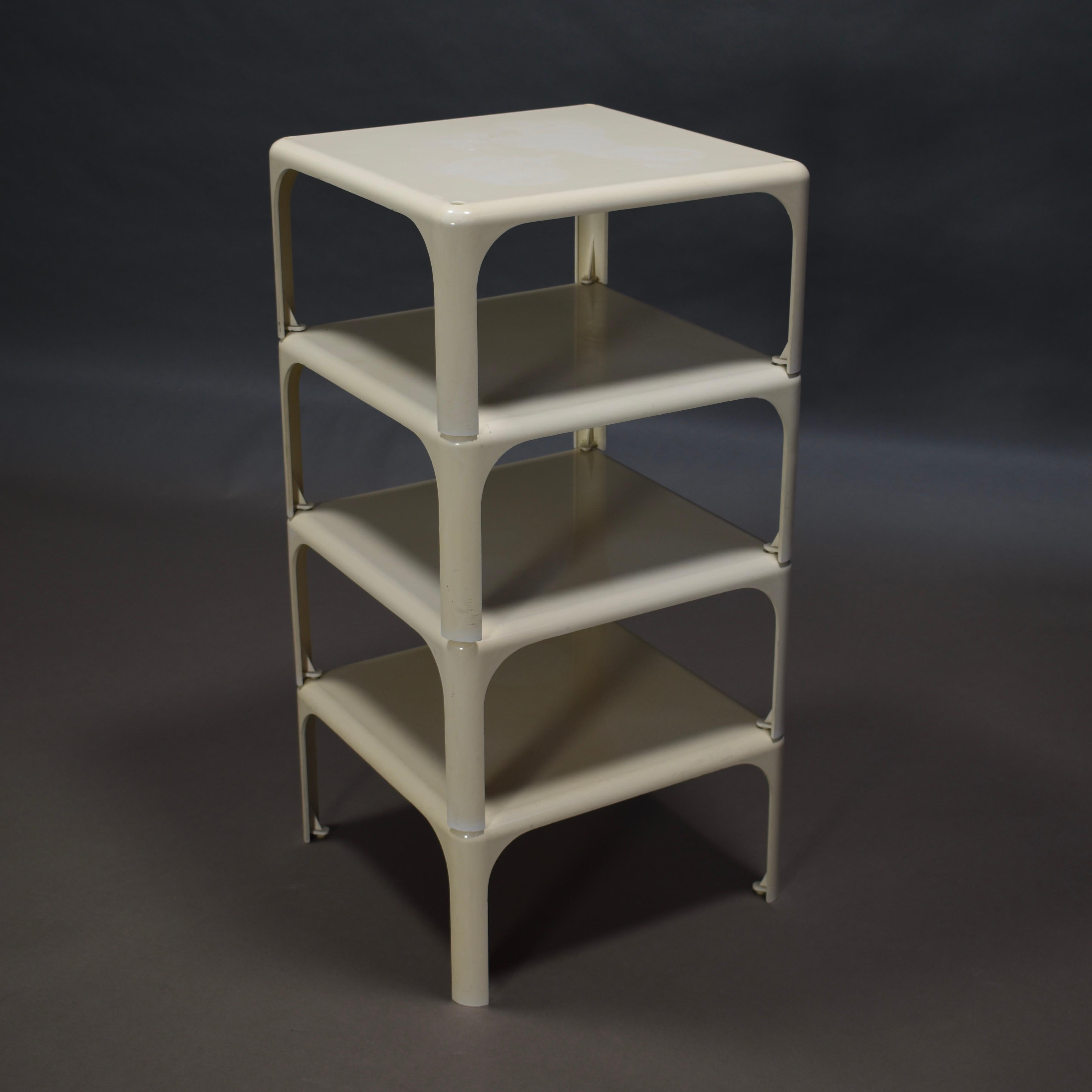 Vico Magistretti 'Demetrio' Stackable Side Tables for Artemide, Italy, 1964 In Fair Condition In Pijnacker, Zuid-Holland
