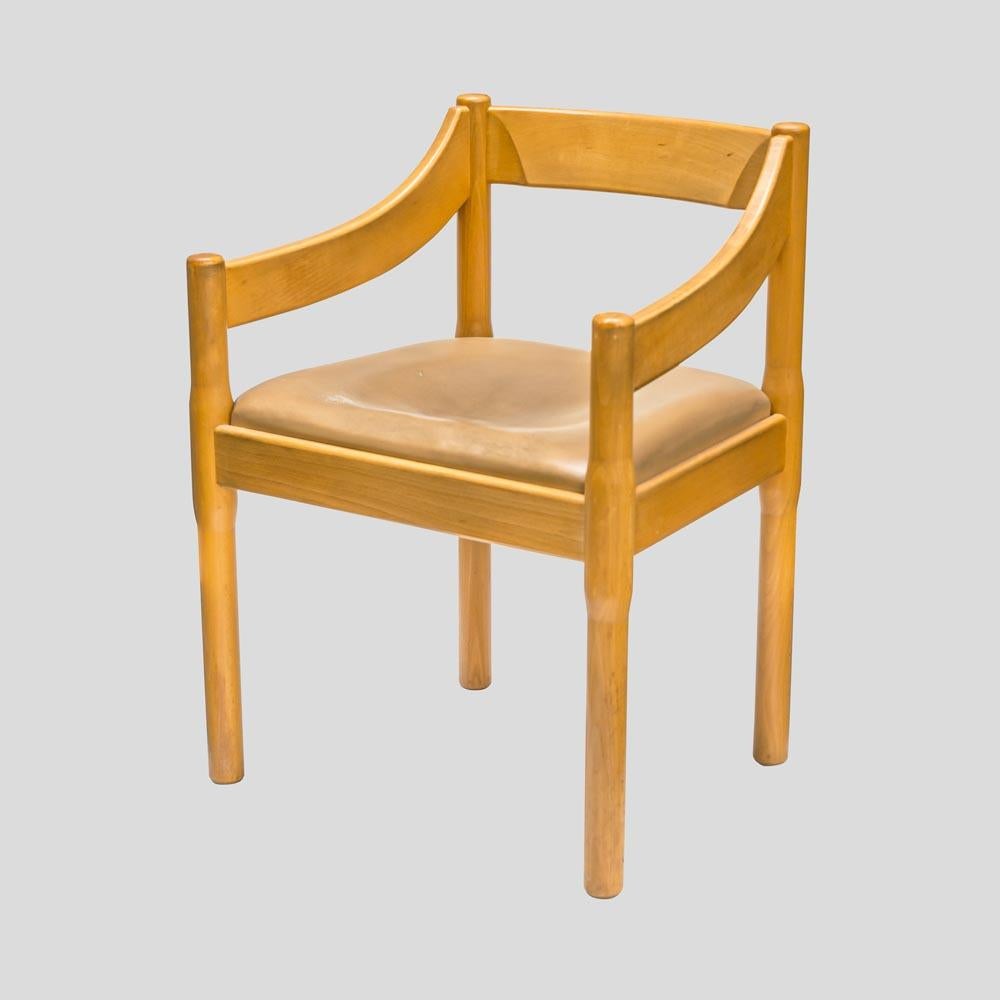 Fruitiers Vico Magistretti Design bureau et chaise vintage en bois d'érable clair, couleur italienne en vente