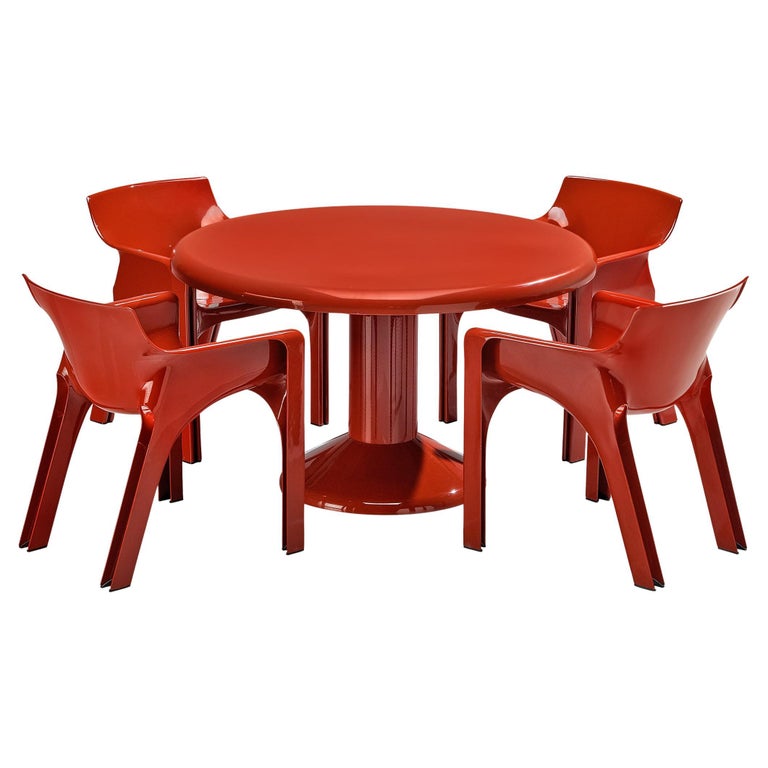 Set da pranzo di Vico Magistretti con tavolo 