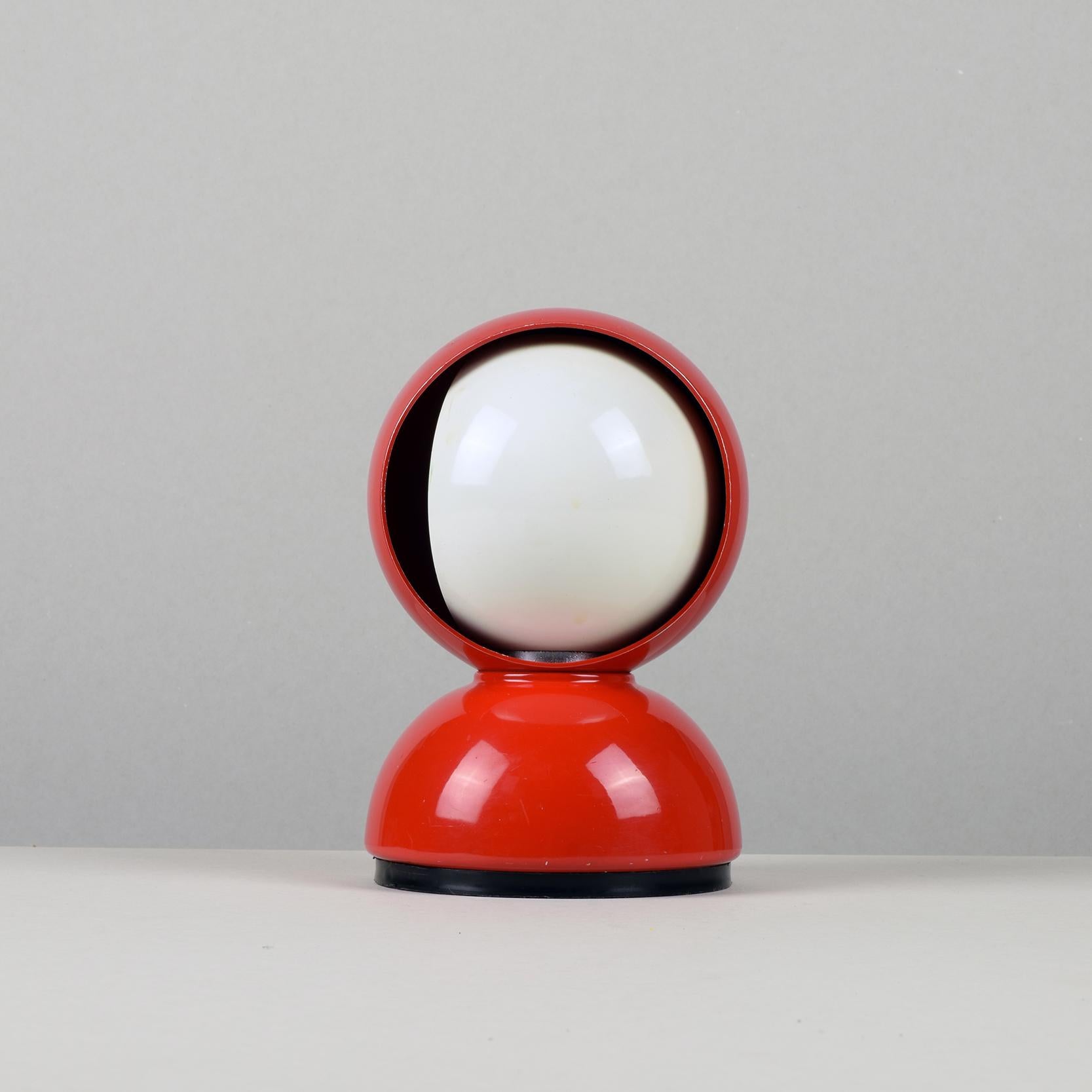 Painted Vico Magistretti, Eclisse 'Eclipse' Table Lamp, Artemide, 1965