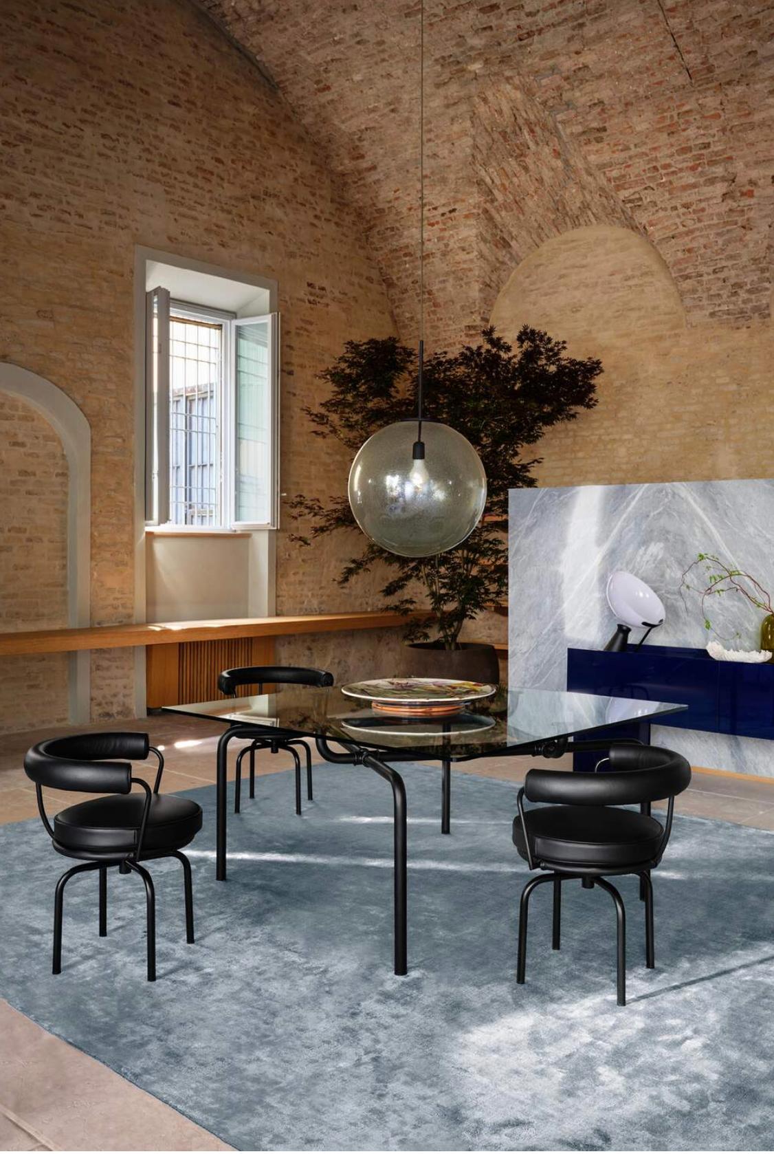 Vico Magistretti Edison Table For Cassina For Sale 4