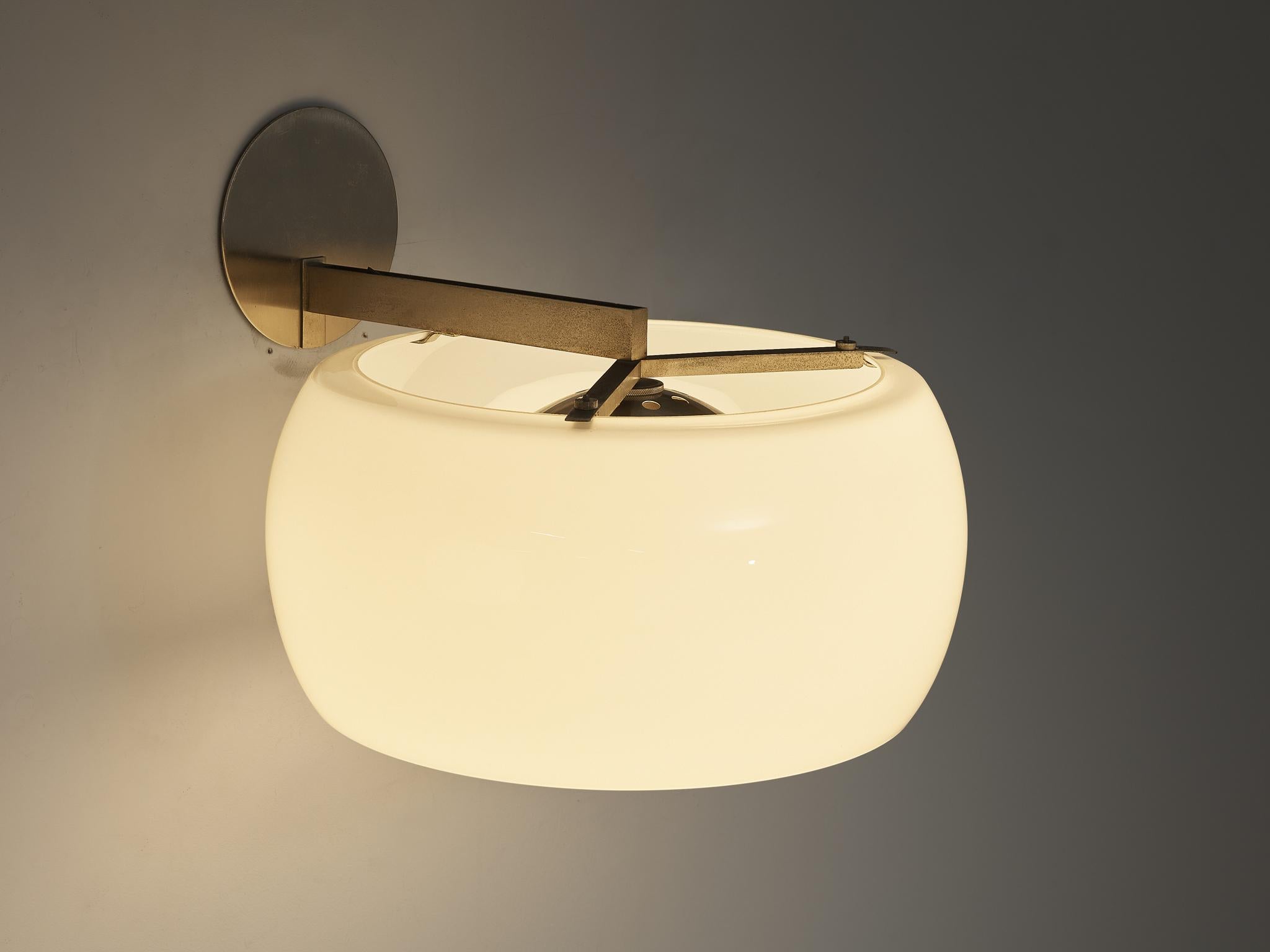 Vico Magistretti para Artemide Clinio Apliques de cristal en venta 5
