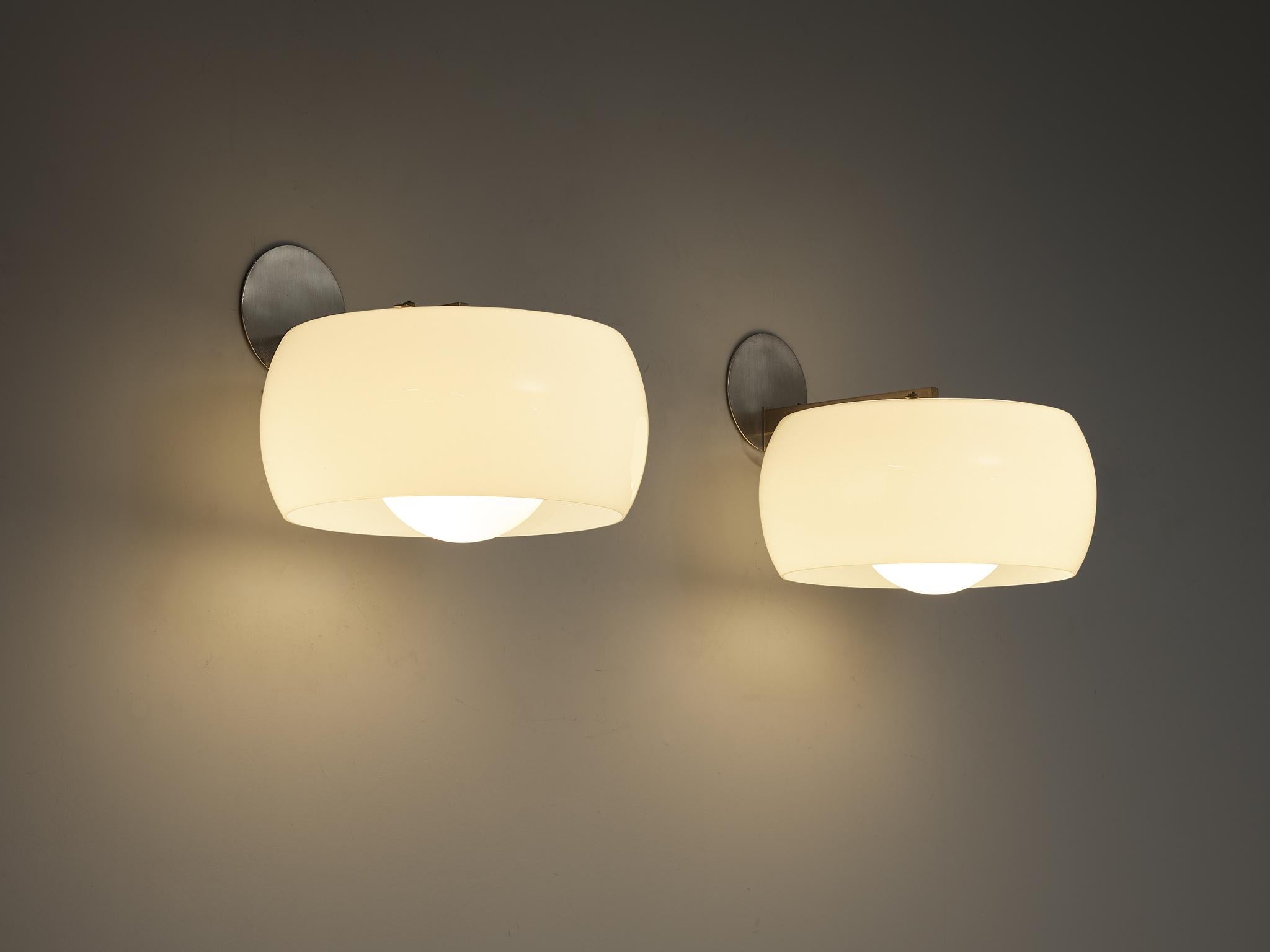 Vico Magistretti para Artemide Clinio Apliques de cristal Latón en venta
