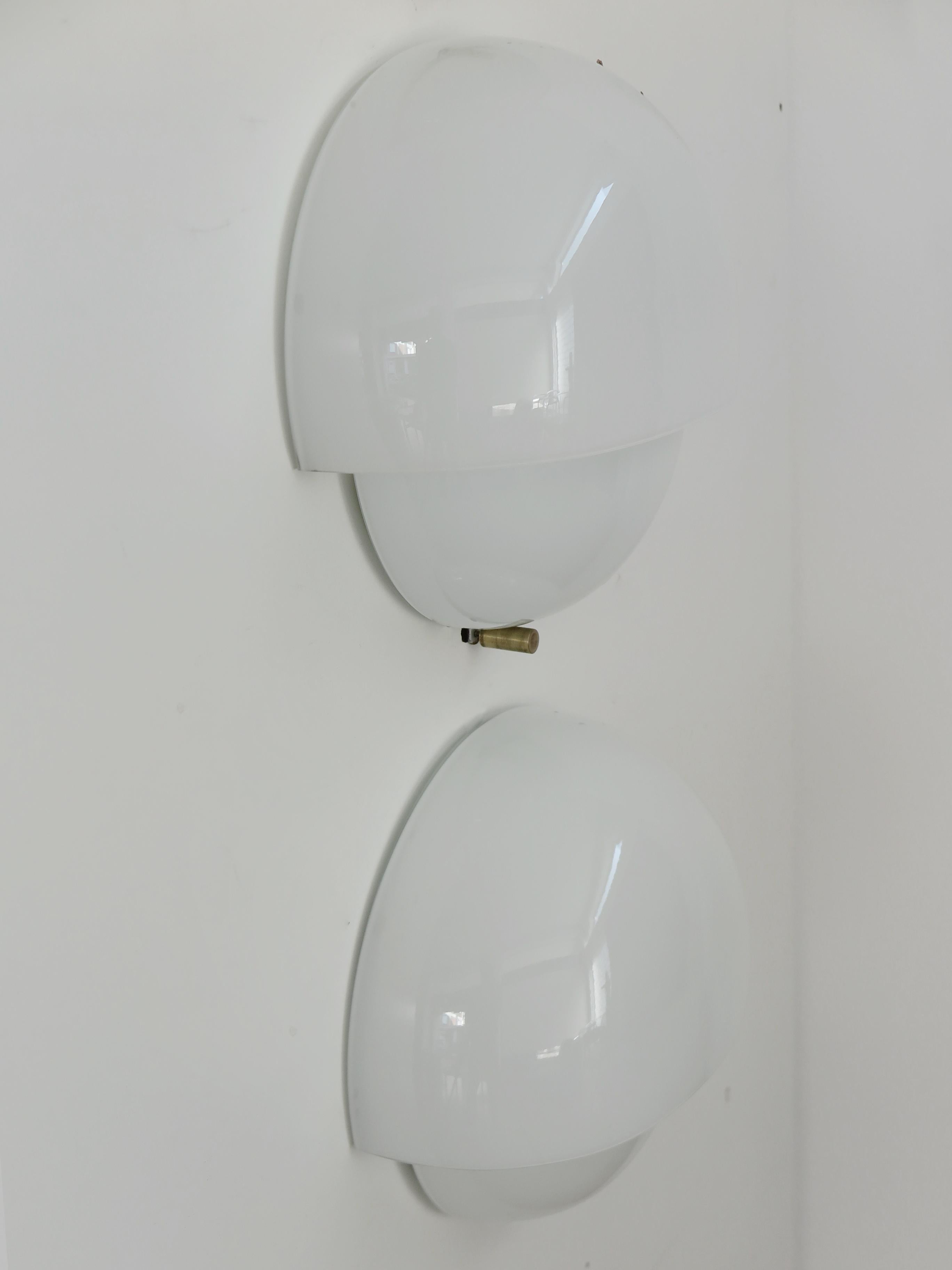 Vico Magistretti for Artemide Italian Glass Brass Mania Sconces Wall lamps 1960s 5