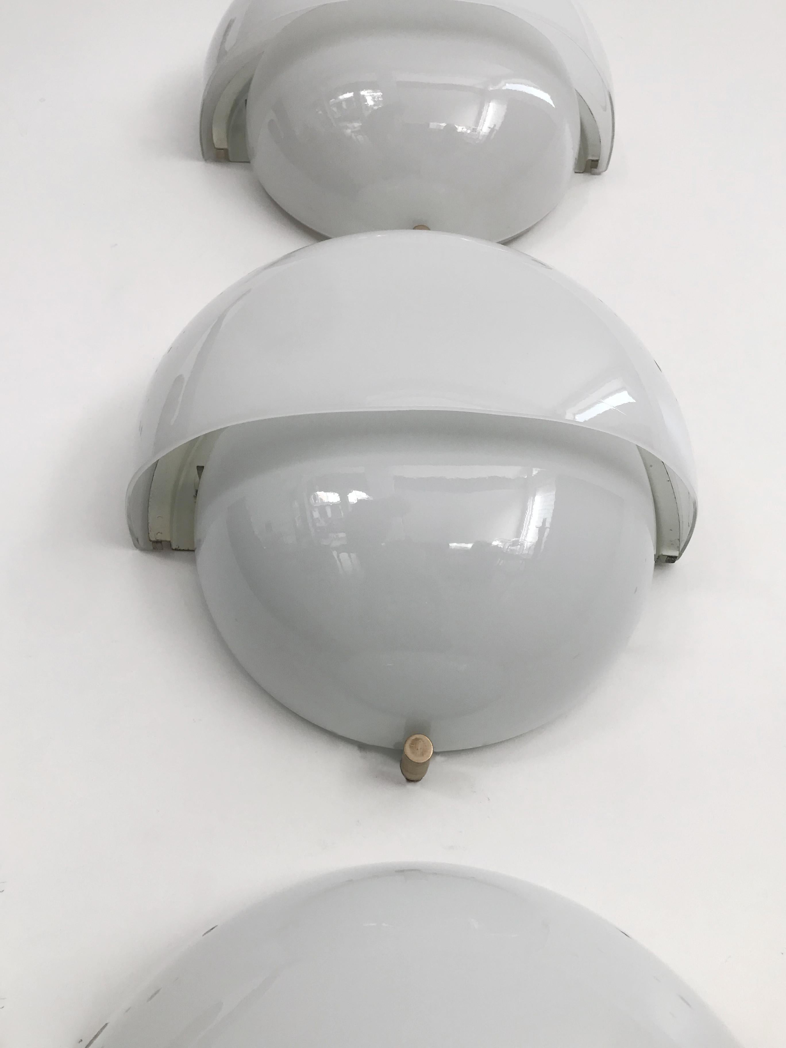 Vico Magistretti for Artemide Italian Glass Brass Mania Sconces Wall lamps 1960s 6