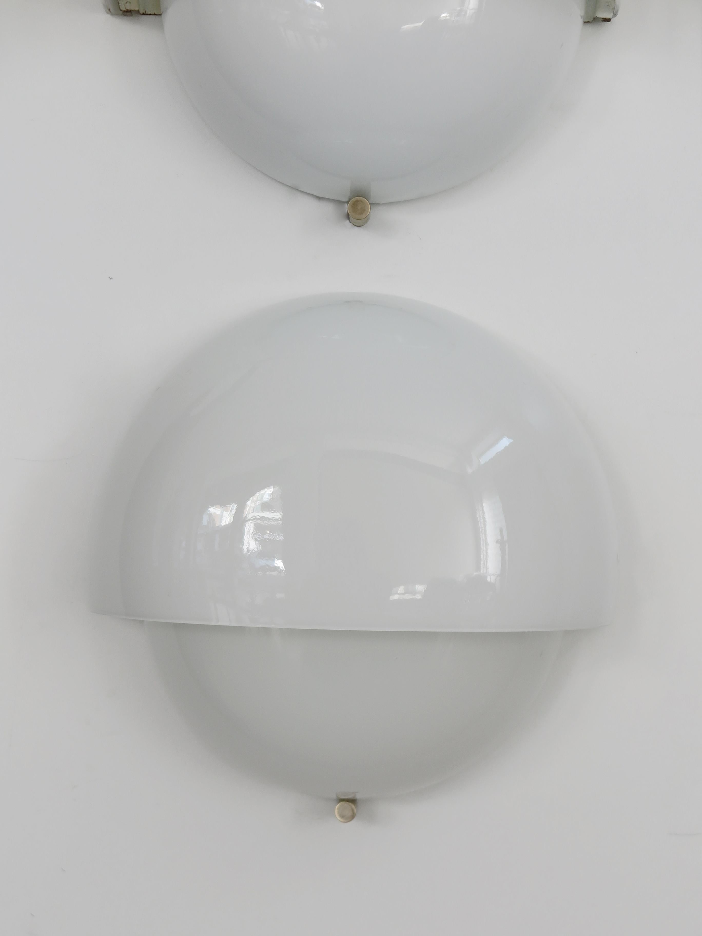 Vico Magistretti for Artemide Italian Glass Brass Mania Sconces Wall lamps 1960s 4