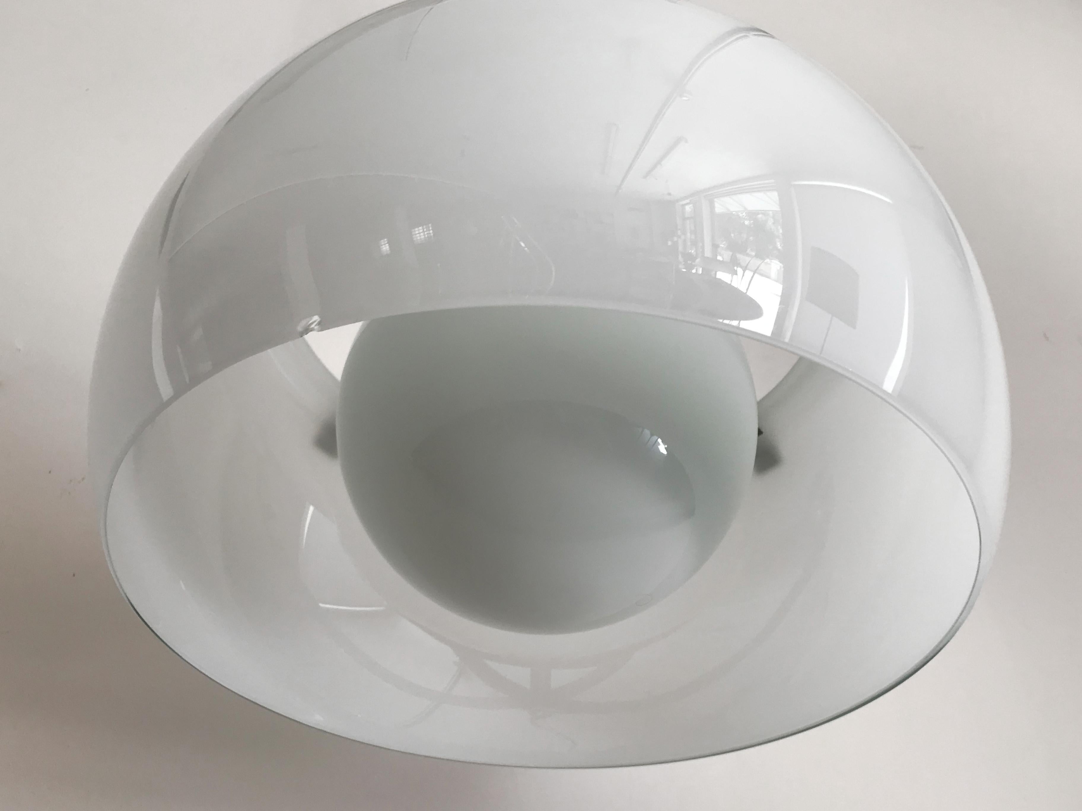 Vico Magistretti for Artemide Italian Glass Pendant Lamp Model Omega, 1960 In Good Condition In Reggio Emilia, IT