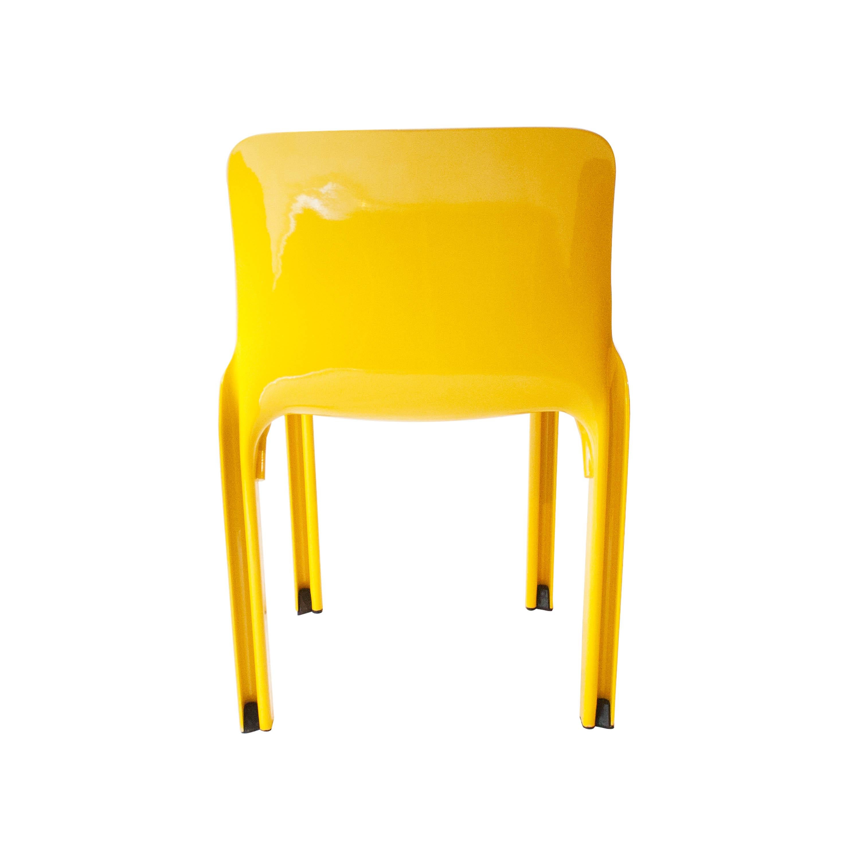 Vico Magistretti for Artemide Set of Four Yellow Selene Chairs, Italia, 1968 In Good Condition In Madrid, ES