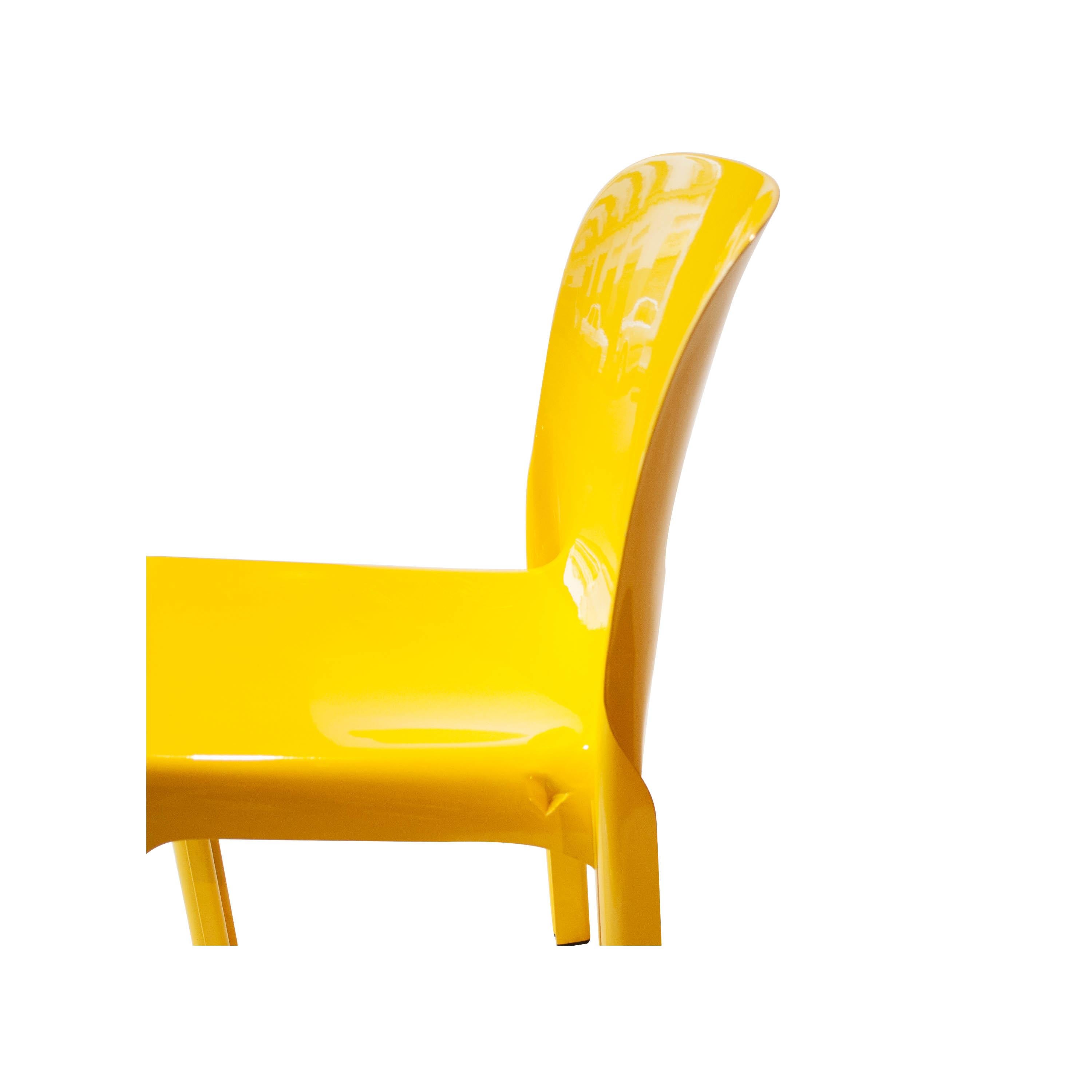 Mid-20th Century Vico Magistretti for Artemide Set of Four Yellow Selene Chairs, Italia, 1968
