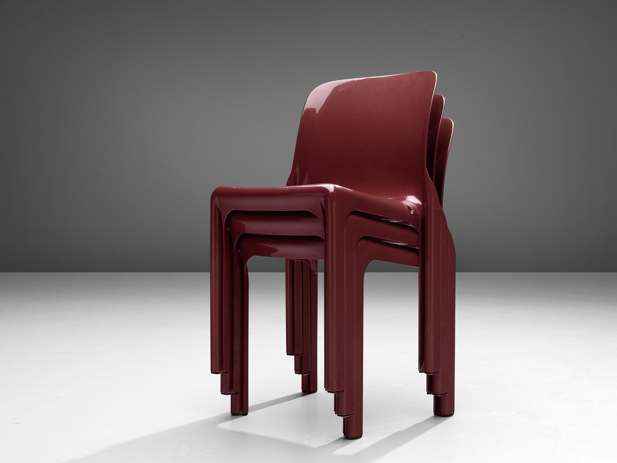 Vico Magistretti for Artemide Set of Six Dining Chairs 'Selene' in Red Fiberglas 8