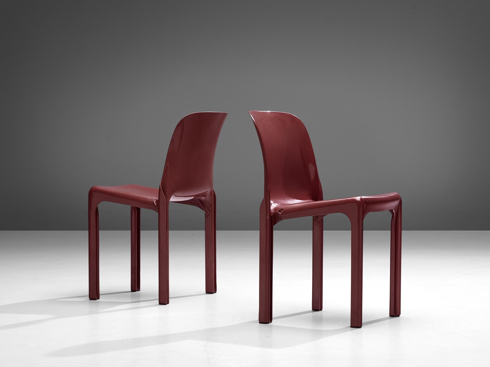 Vico Magistretti for Artemide Set of Six Dining Chairs 'Selene' in Red Fiberglas 1