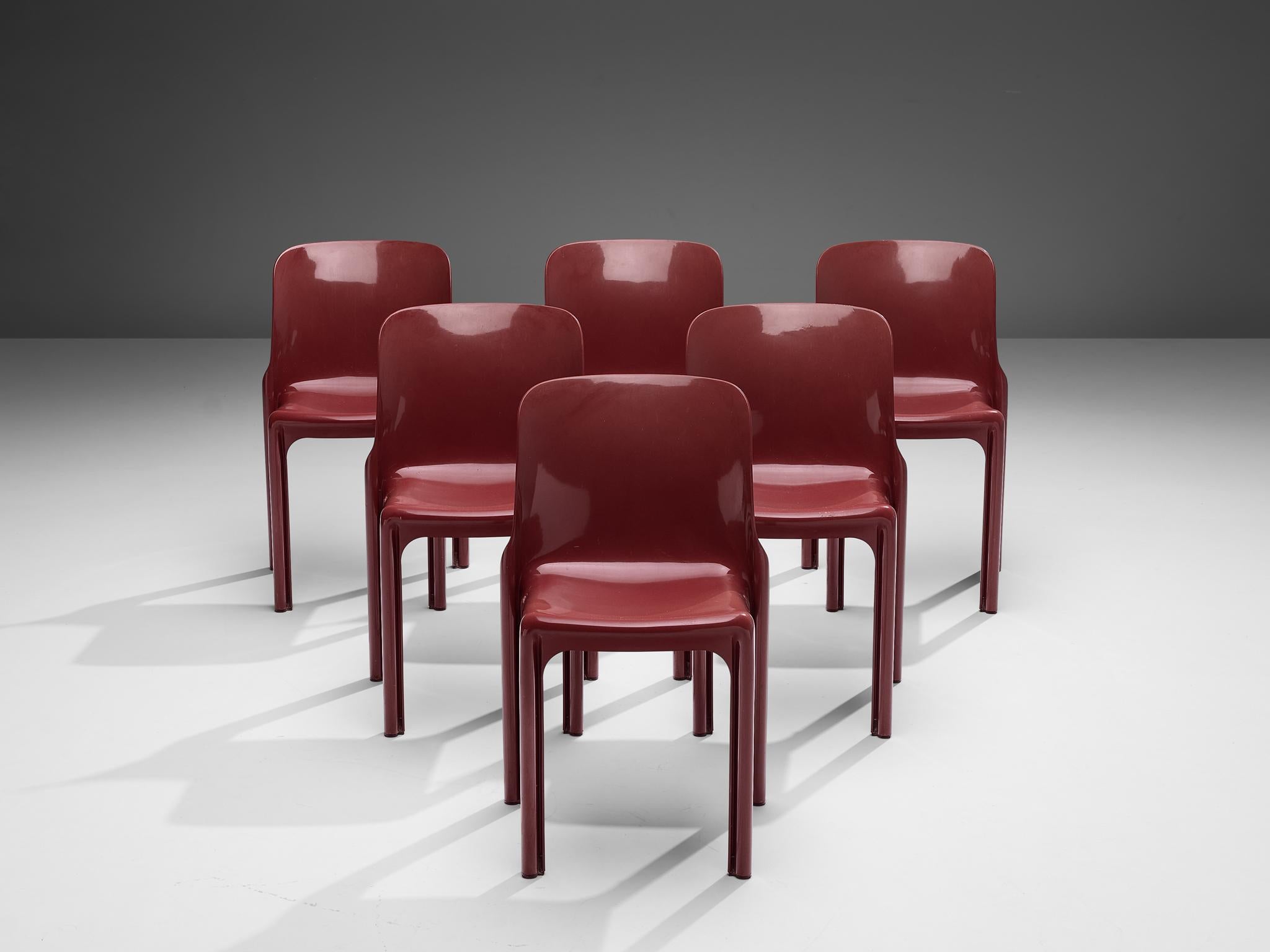 Vico Magistretti for Artemide Set of Six Dining Chairs 'Selene' in Red Fiberglas 2