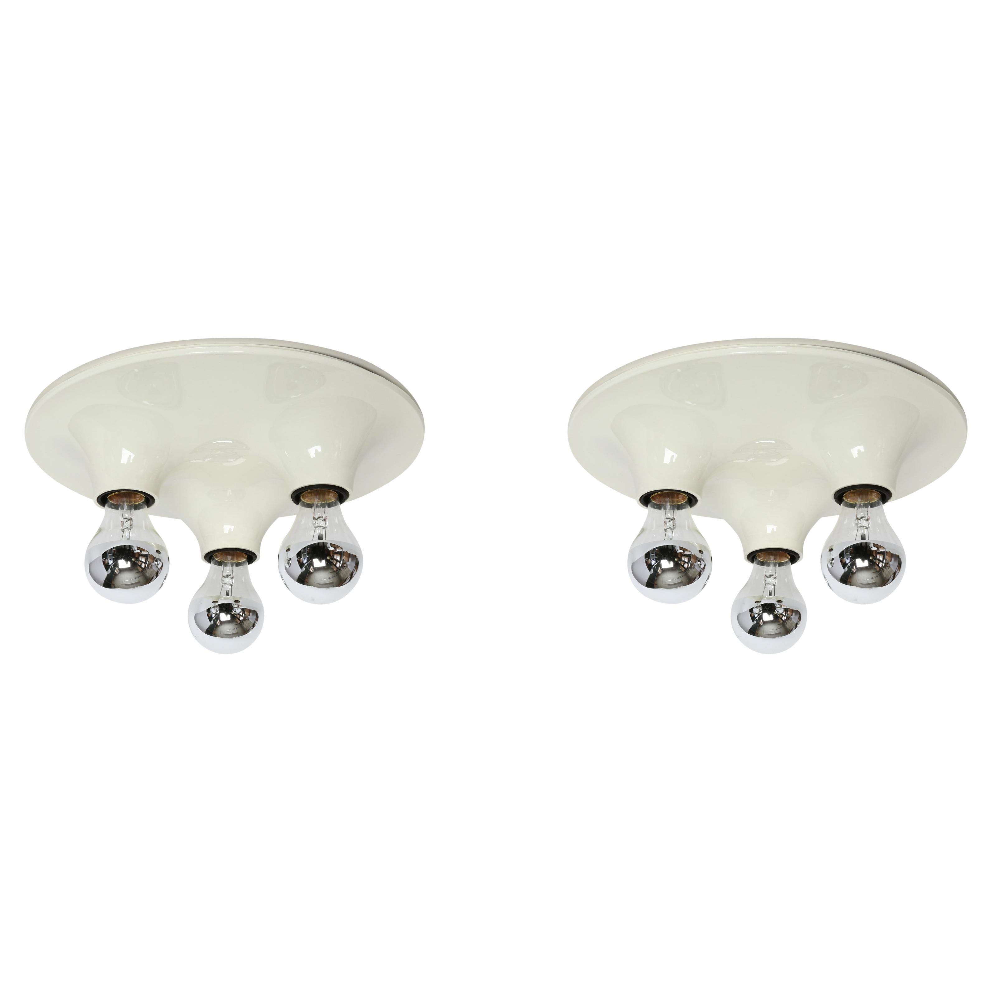 Vico Magistretti for Artemide "Triteti" ceiling or wall light, Italy circa 1960s