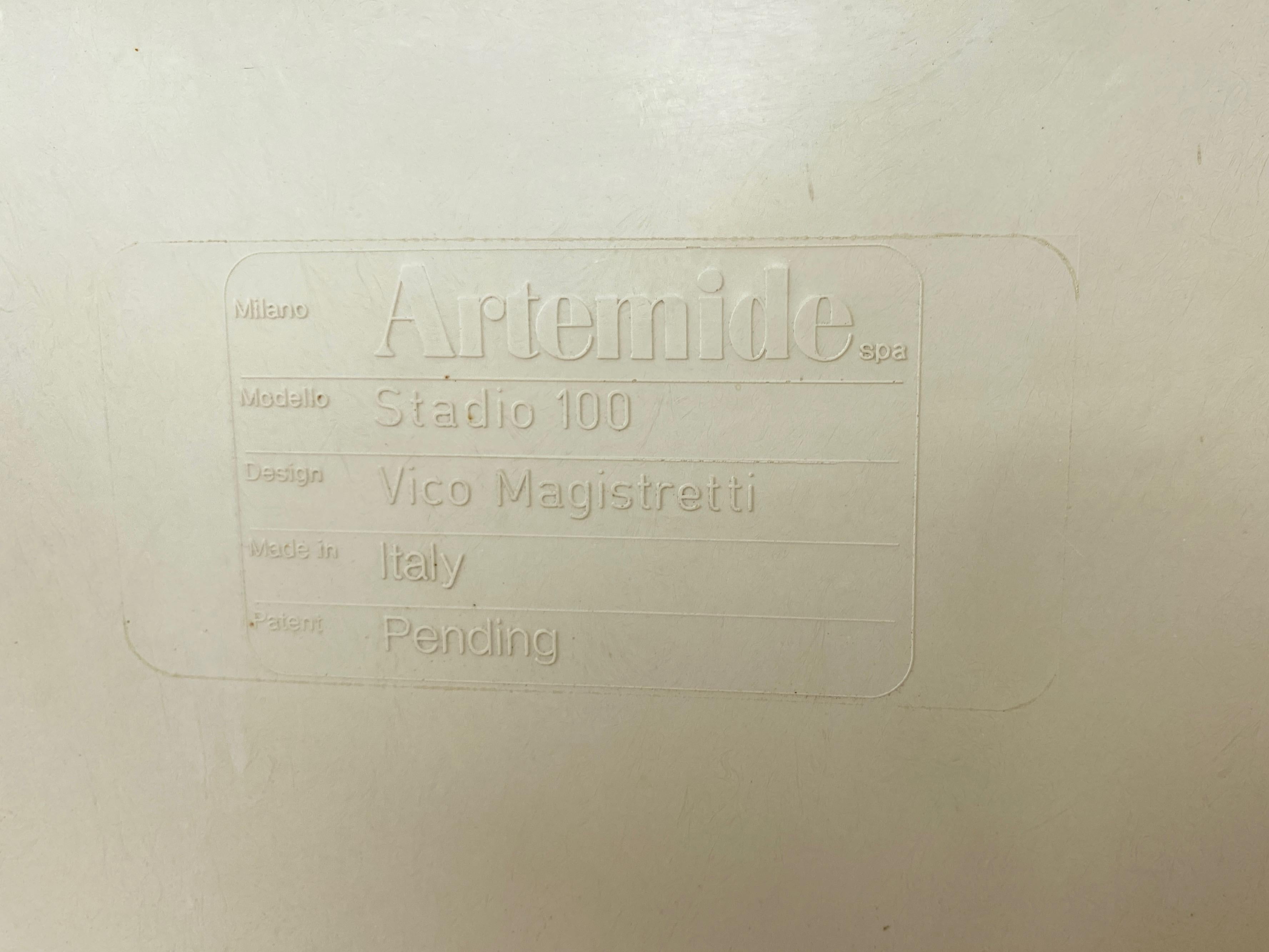 Vico Magistretti for Artemide White Stadio 100 Table, Mid-1960s 1