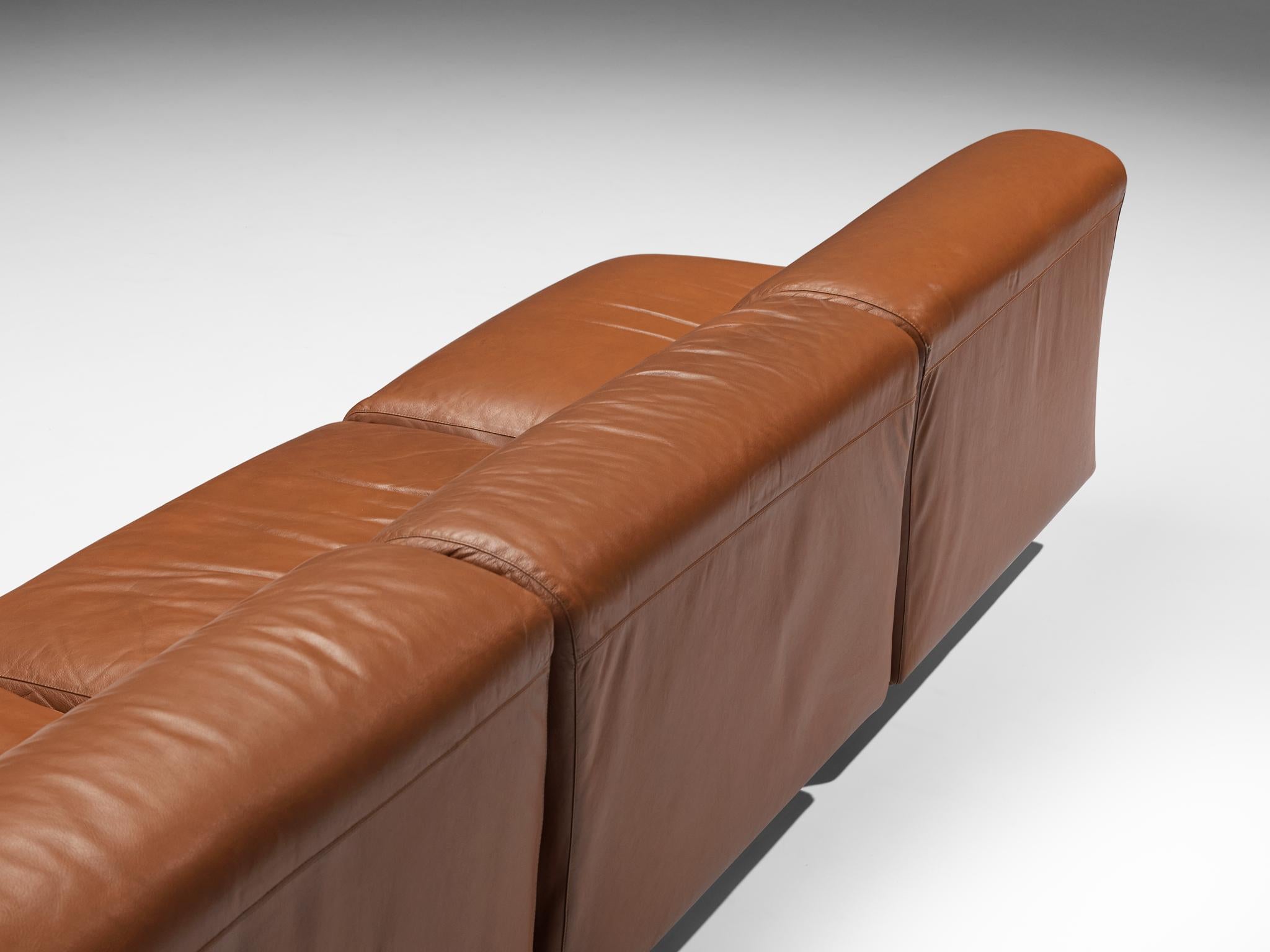 Vico Magistretti for Cassina 'Fiandra' Modular Sofa in Brown Leather In Good Condition For Sale In Waalwijk, NL