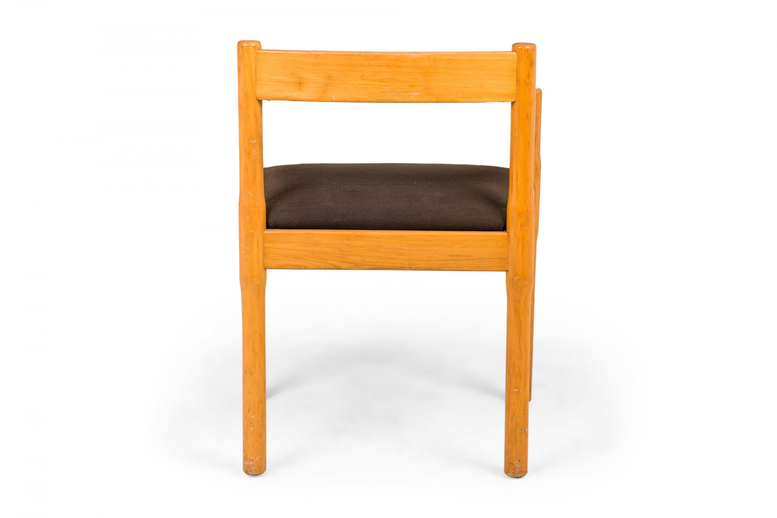 Mid-Century Modern Vico Magistretti for Cassina Italian 'Carimate' Wooden Dining Armchair For Sale