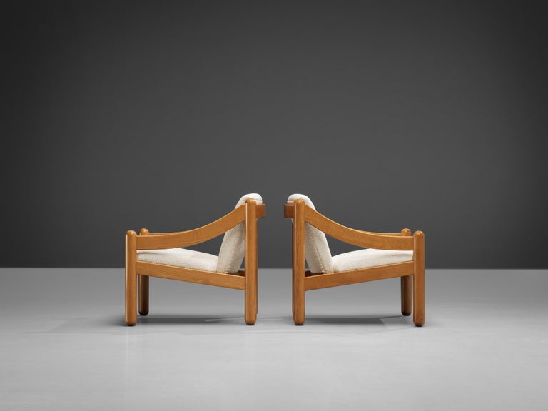 Mid-20th Century Vico Magistretti for Cassina Pair of ‘Carimate’ Lounge Chairs For Sale