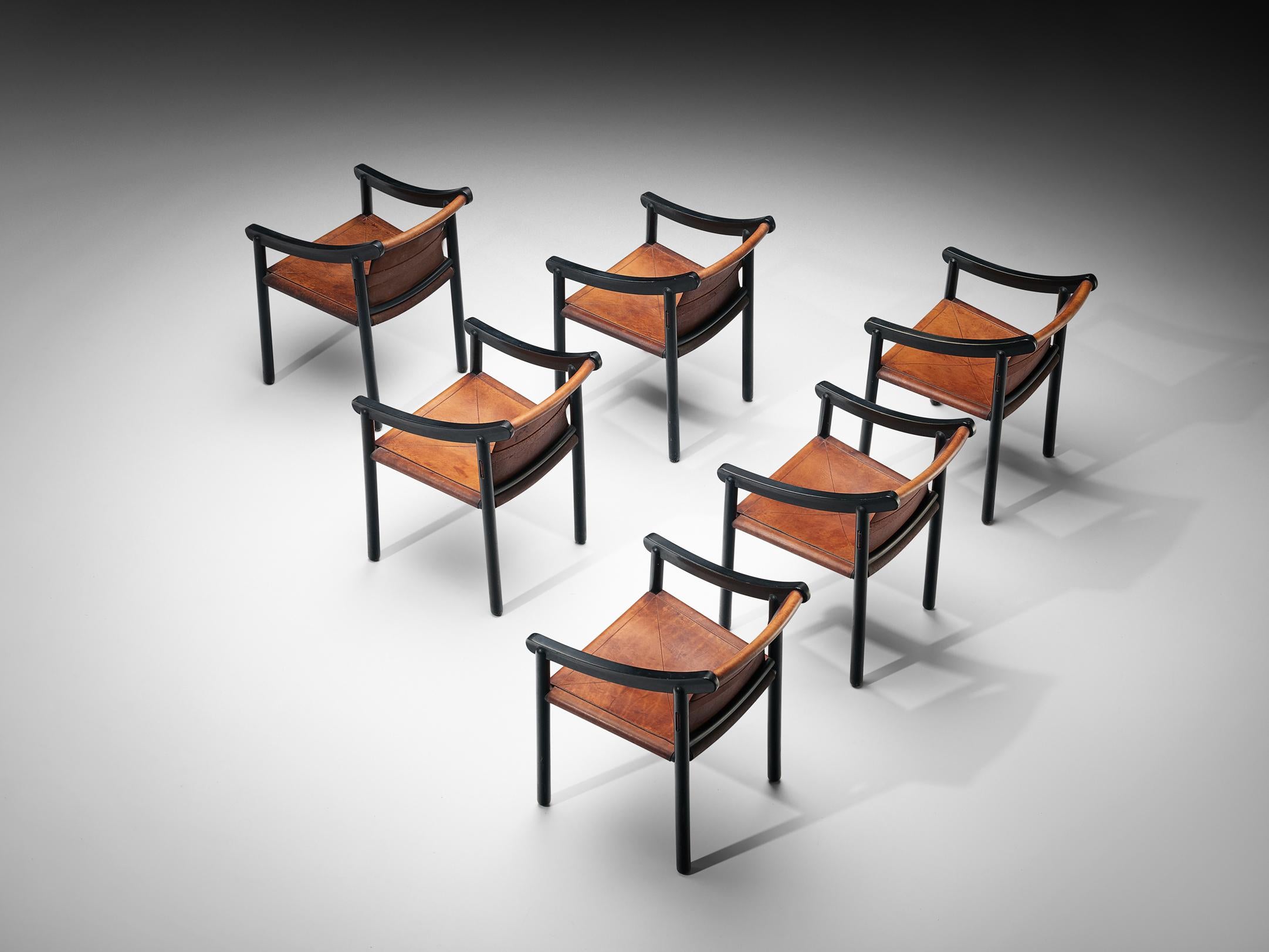 Set aus sechs Sesseln '905' aus cognacfarbenem Leder von Vico Magistretti für Cassina im Angebot 2