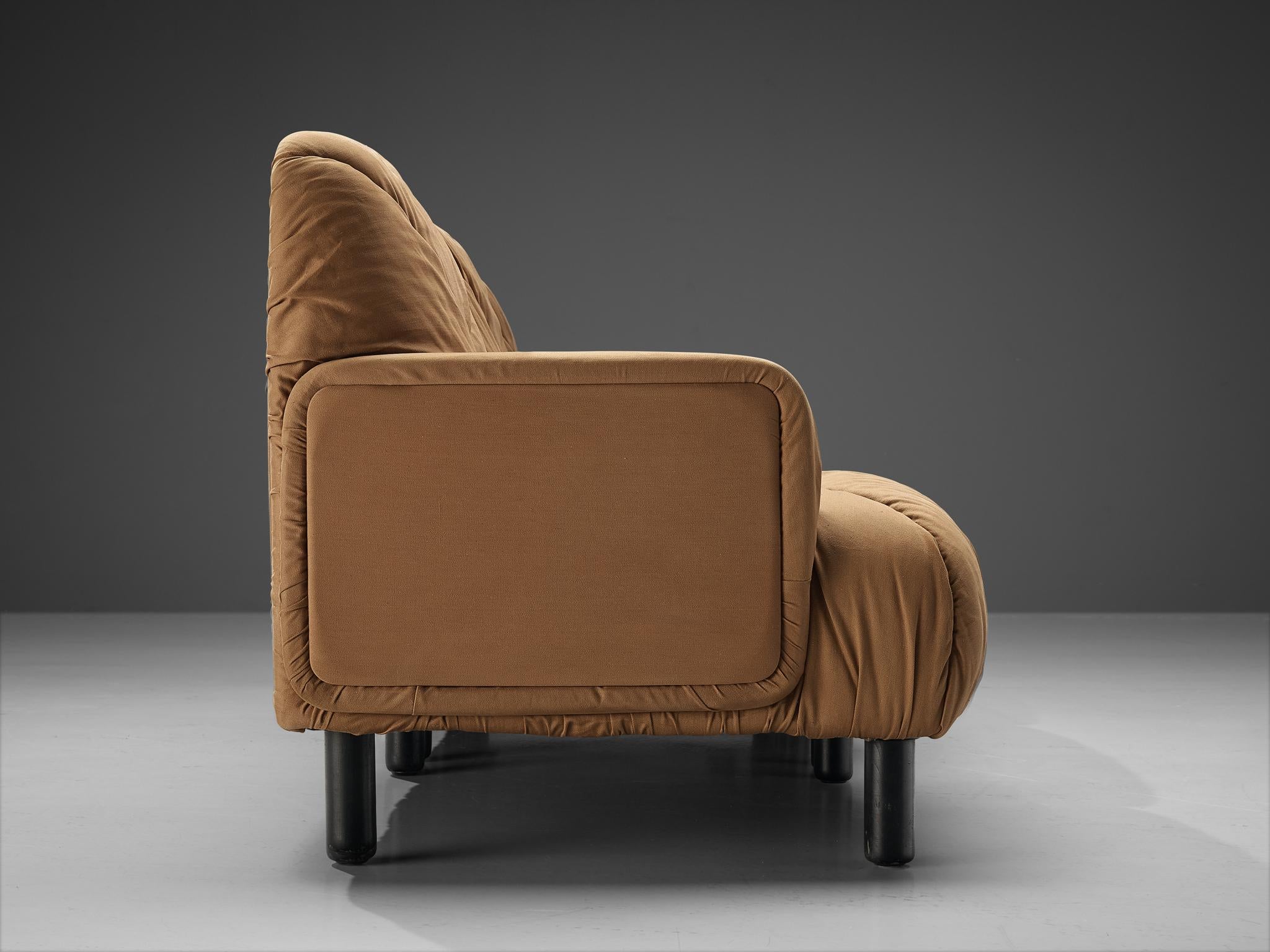 Mid-Century Modern Vico Magistretti for De Padova 'Davis' Sofa in Camel Beige Upholstery  For Sale
