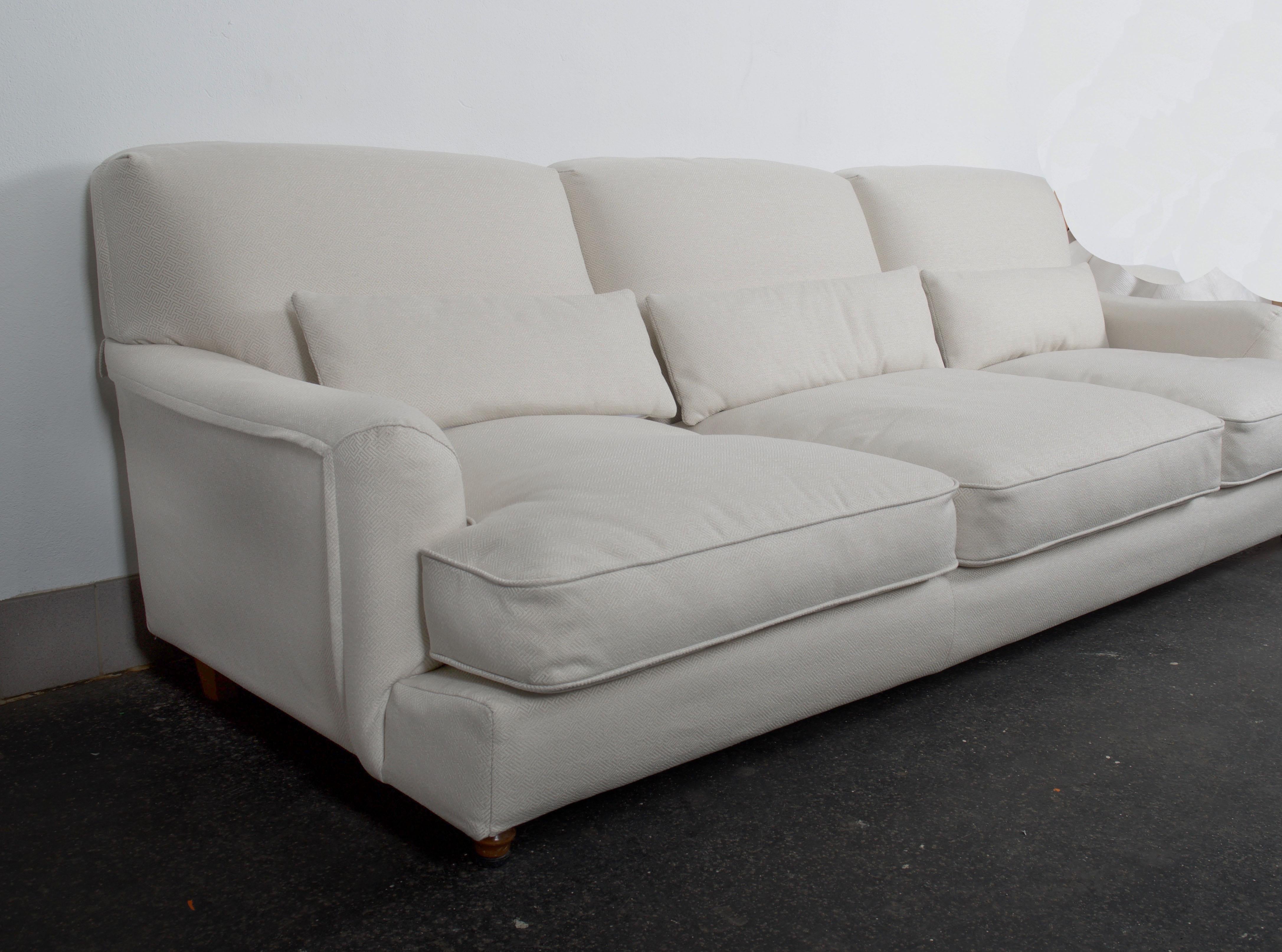 Vico Magistretti for Depadova Three-Seat Sofa Model Raffles For Sale 6