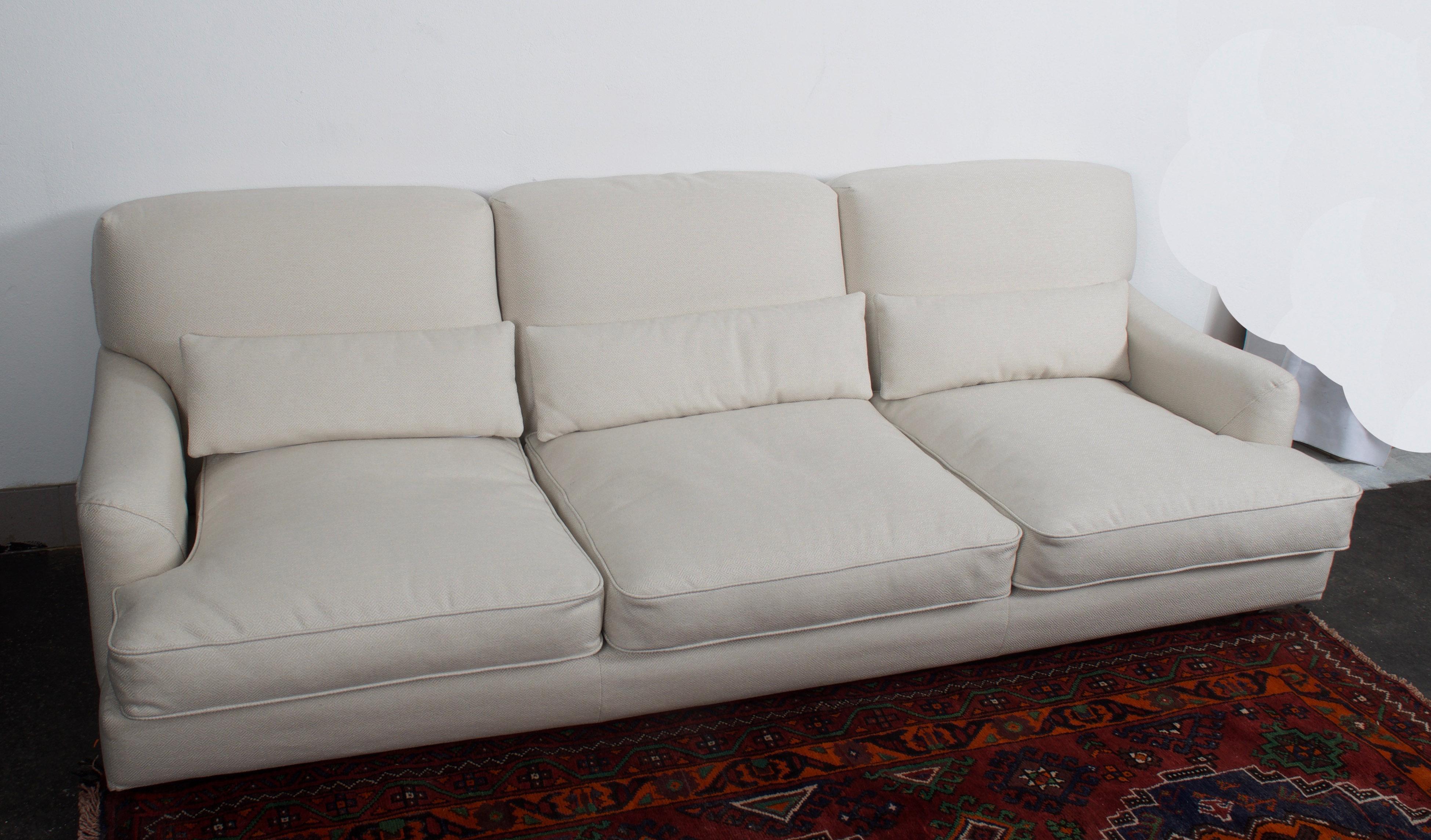 Vico Magistretti for Depadova Three-Seat Sofa Model Raffles For Sale 12