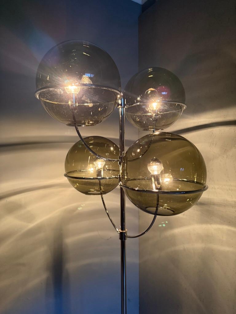 Vico Magistretti per Oluce- lampada da terra monumentale per interni Lyndon - Murano-1977 in vendita 6