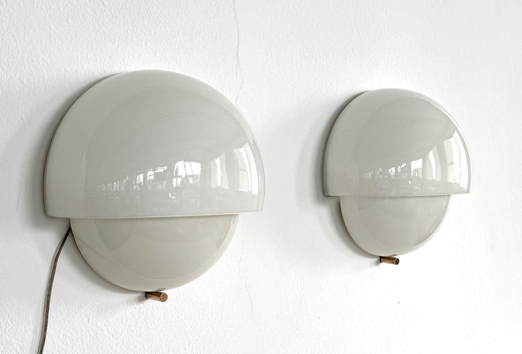 Vico Magistretti 'Grande Mania' Italian Wall Sconces for Artemide, 1963 For Sale 6