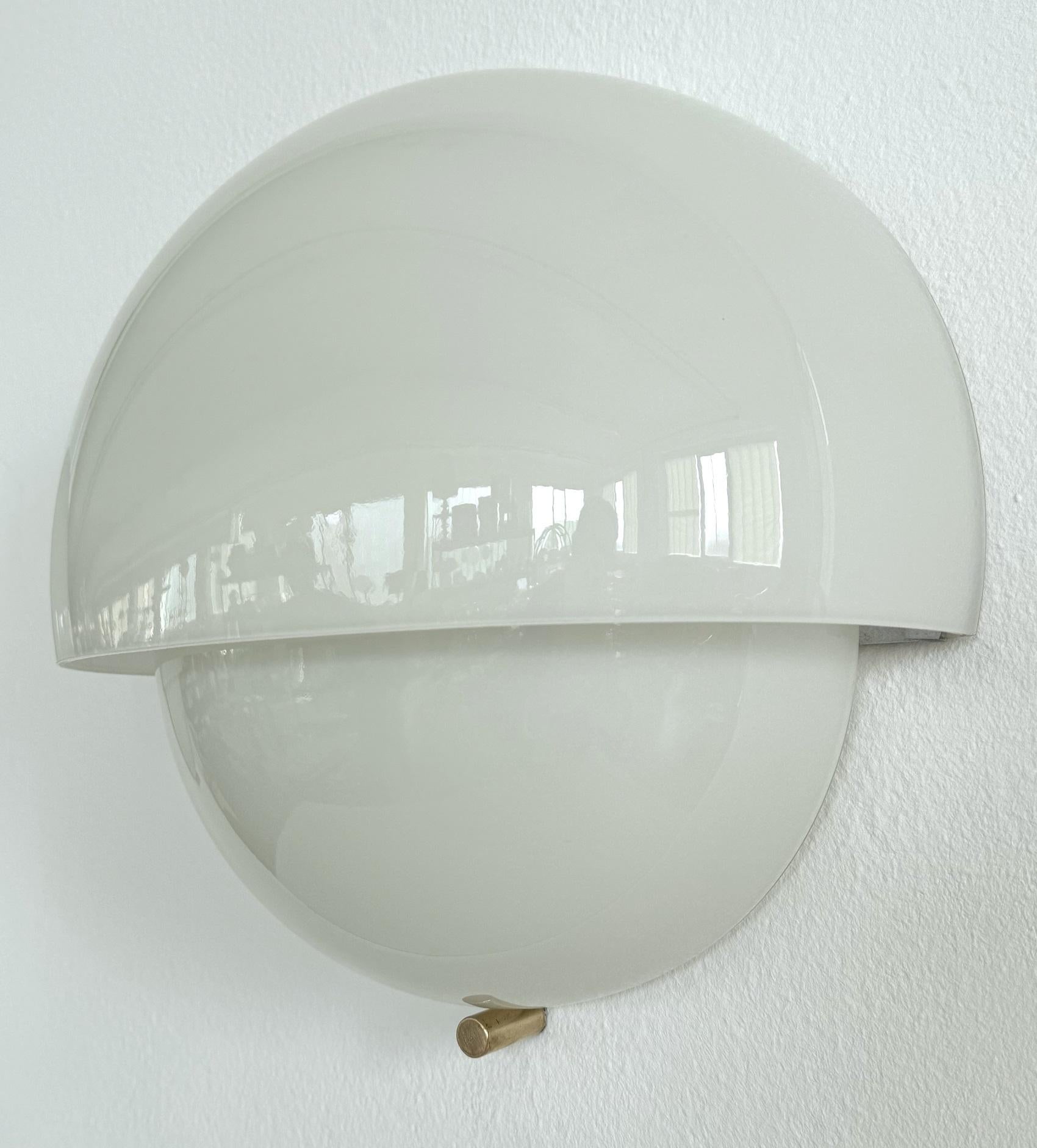 Metal Vico Magistretti 'Grande Mania' Italian Wall Sconces for Artemide, 1963 For Sale