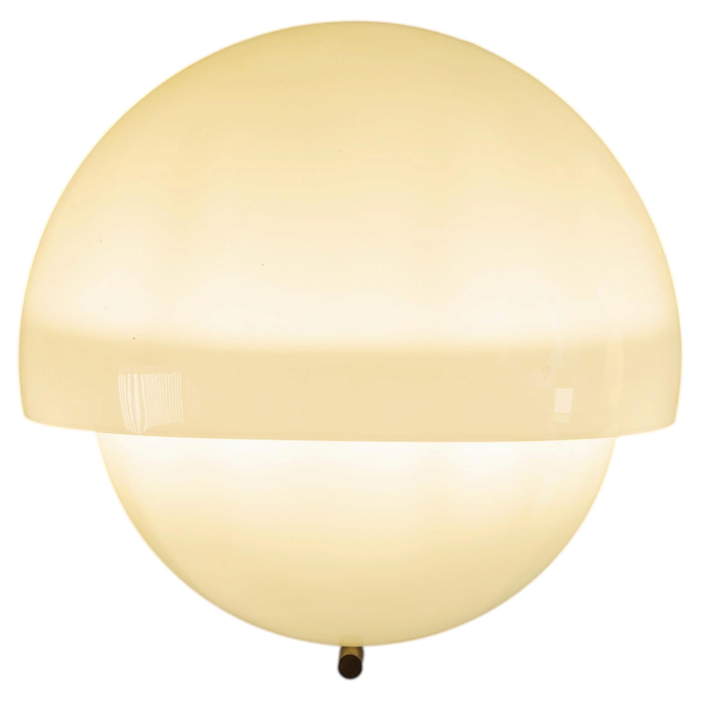 Vico Magistretti Grande Mania wall lamp