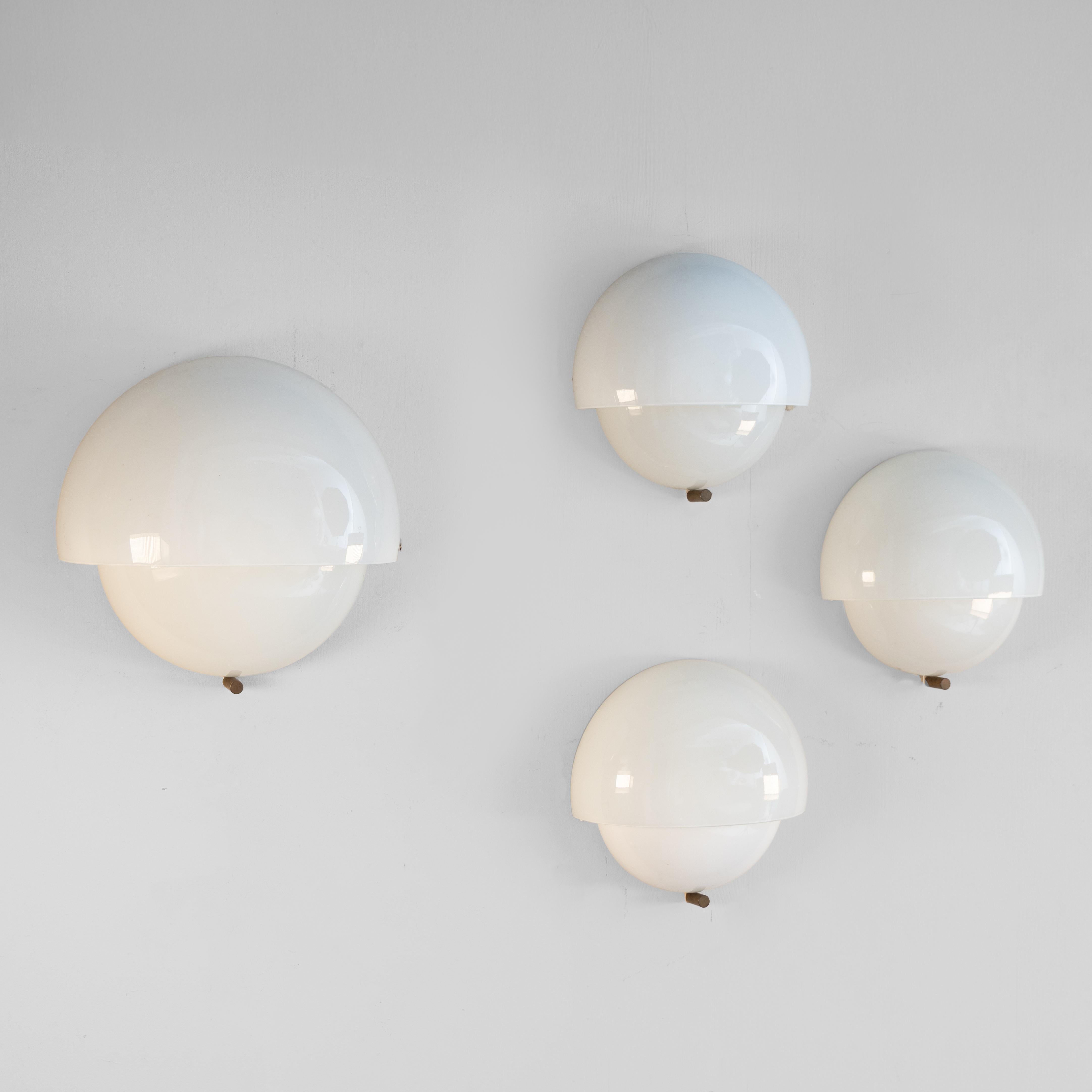 Modern Vico Magistretti Grande Mania wall lamp, set of 3 For Sale