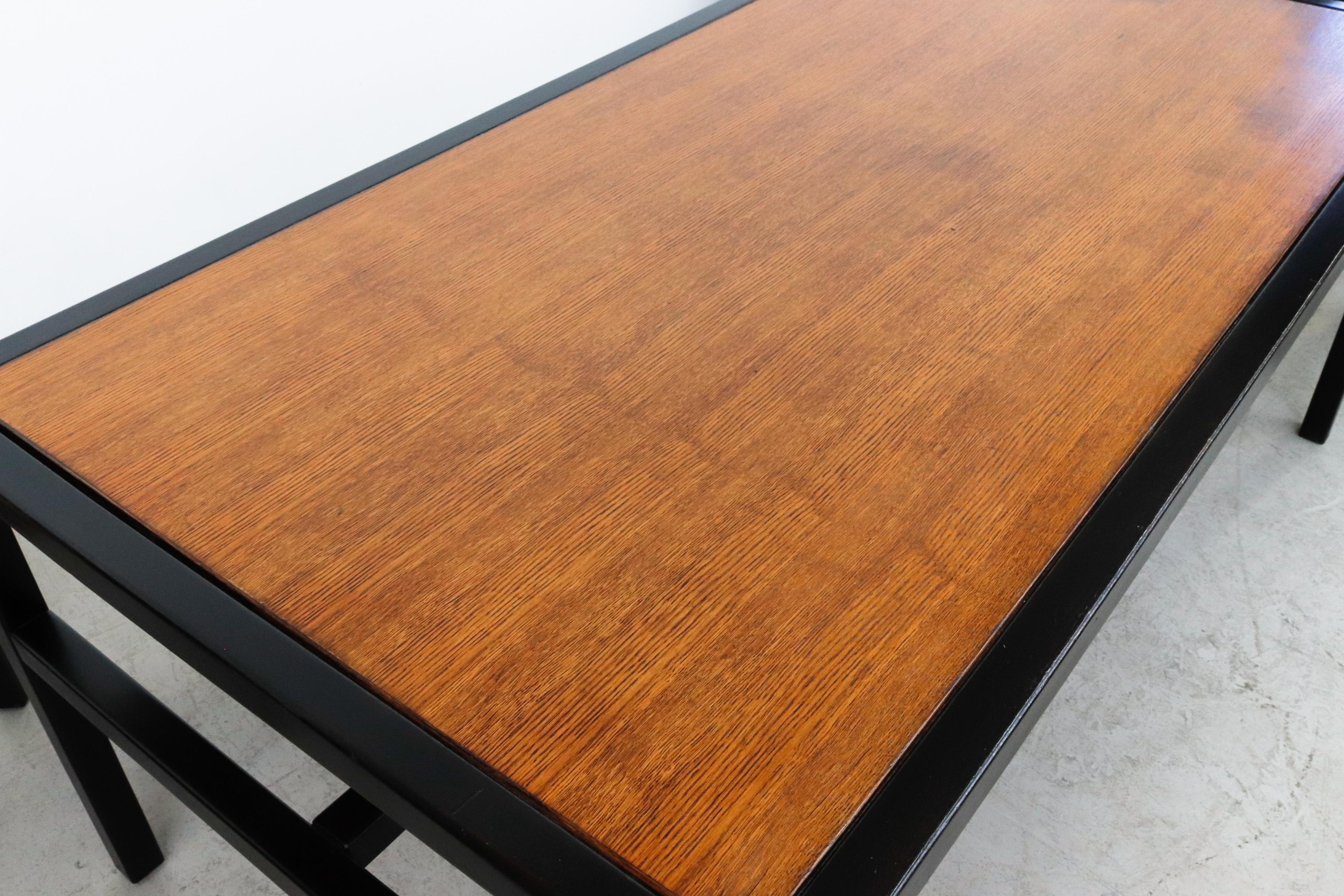 Vico Magistretti Inspired Modernist Two Tone Dining Set In Good Condition In Los Angeles, CA