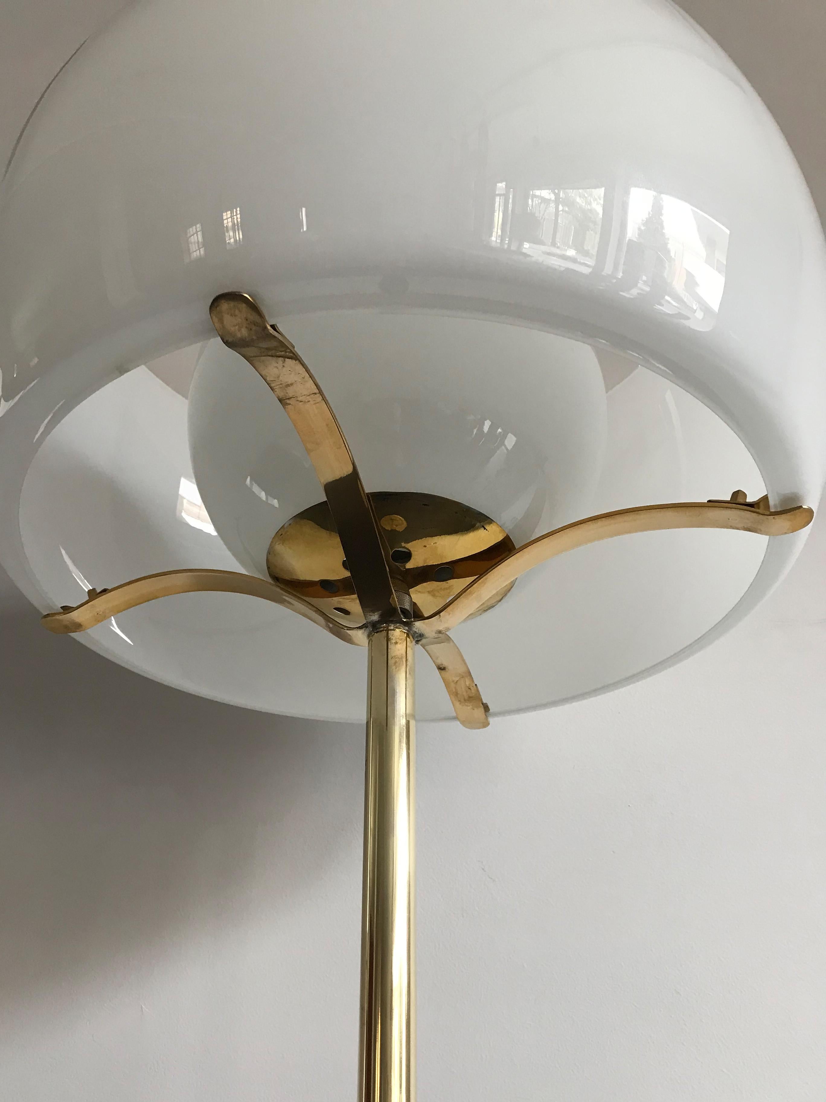 Vico Magistretti Italian Clitunnio Brass Glass Floor Lamp for Artemide, 1960s For Sale 5