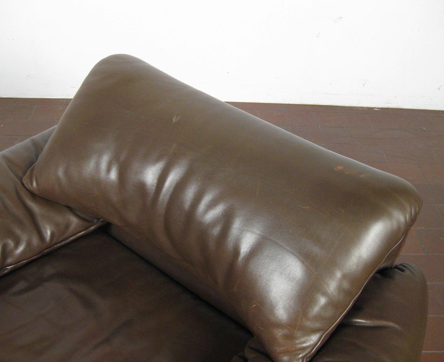 Late 20th Century Vico Magistretti Italian Dark Brow Leather Maralunga Lounge Chair, Cassina 1973