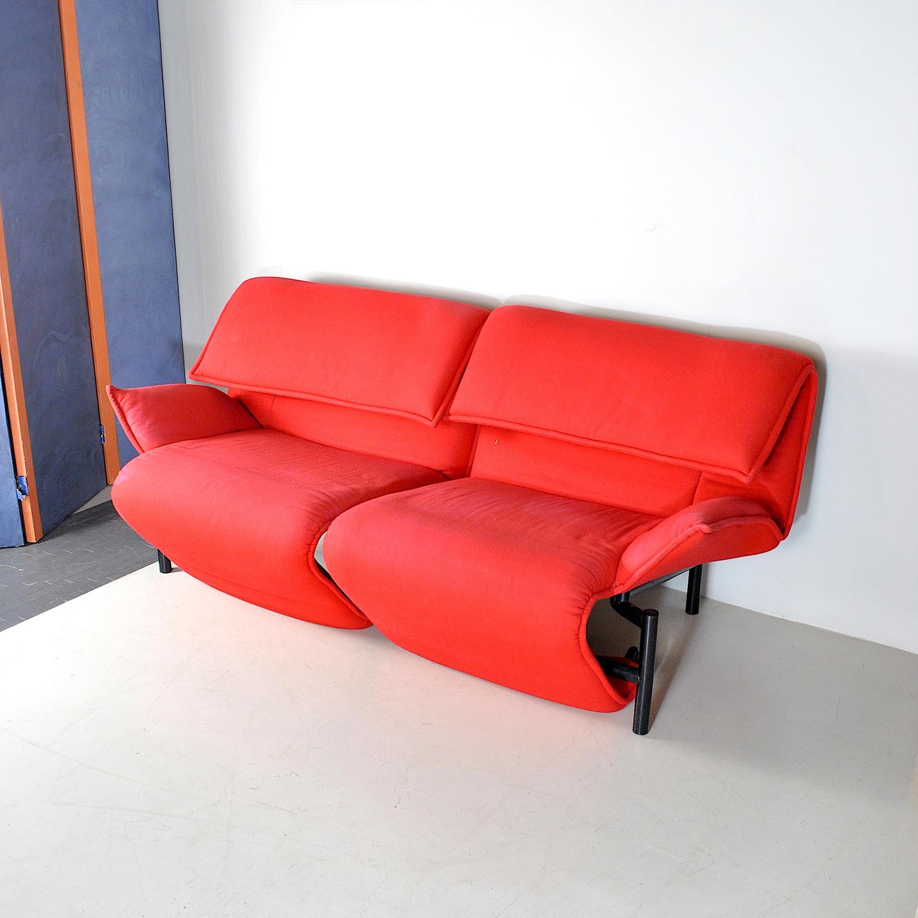 Vico Magistretti Italian Midcentury Sofa from 1980s In Good Condition For Sale In bari, IT