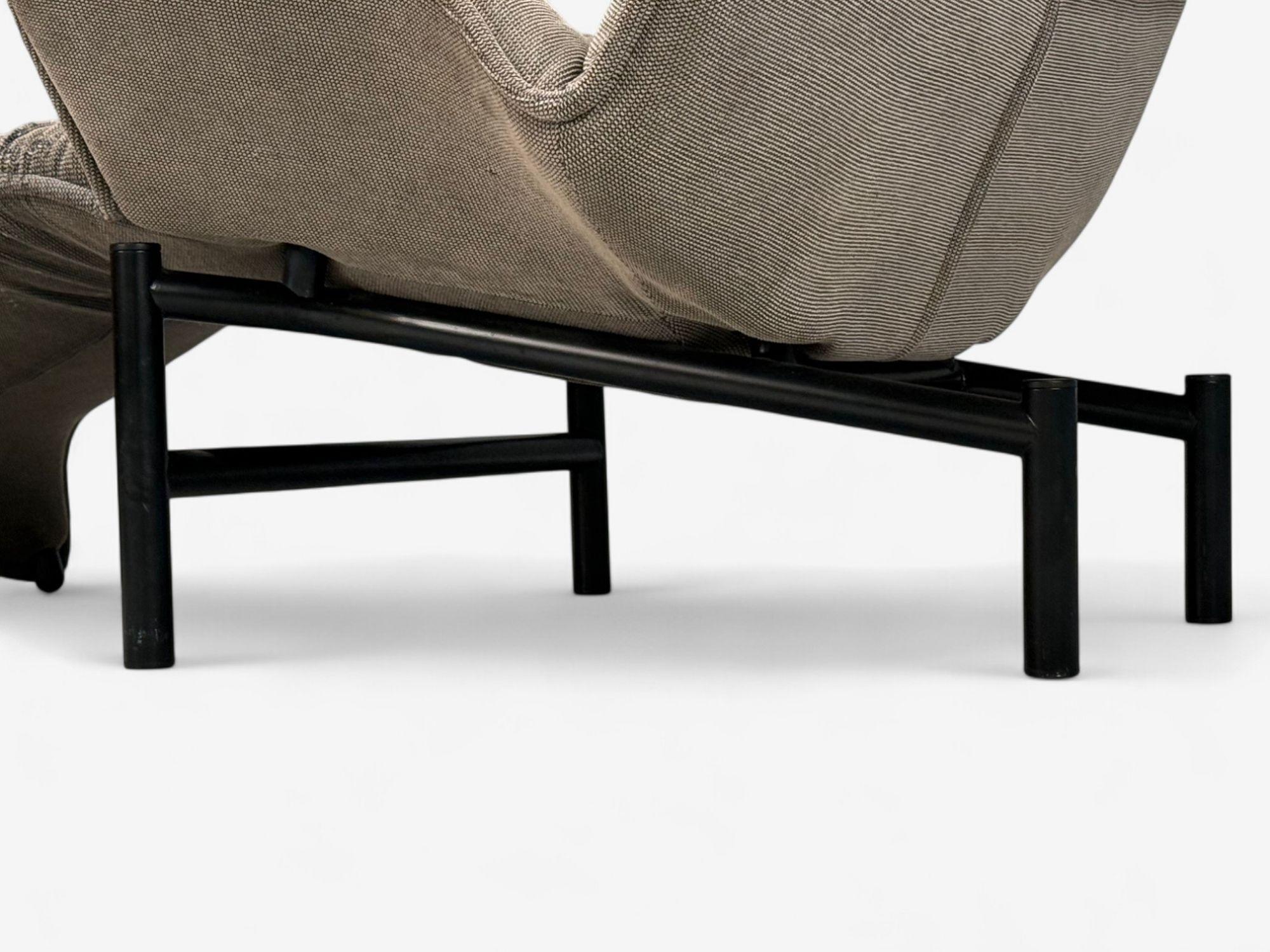 Vico Magistretti, modernité italienne, tissu, métal, chaise longue Veranda, années 1980 en vente 6