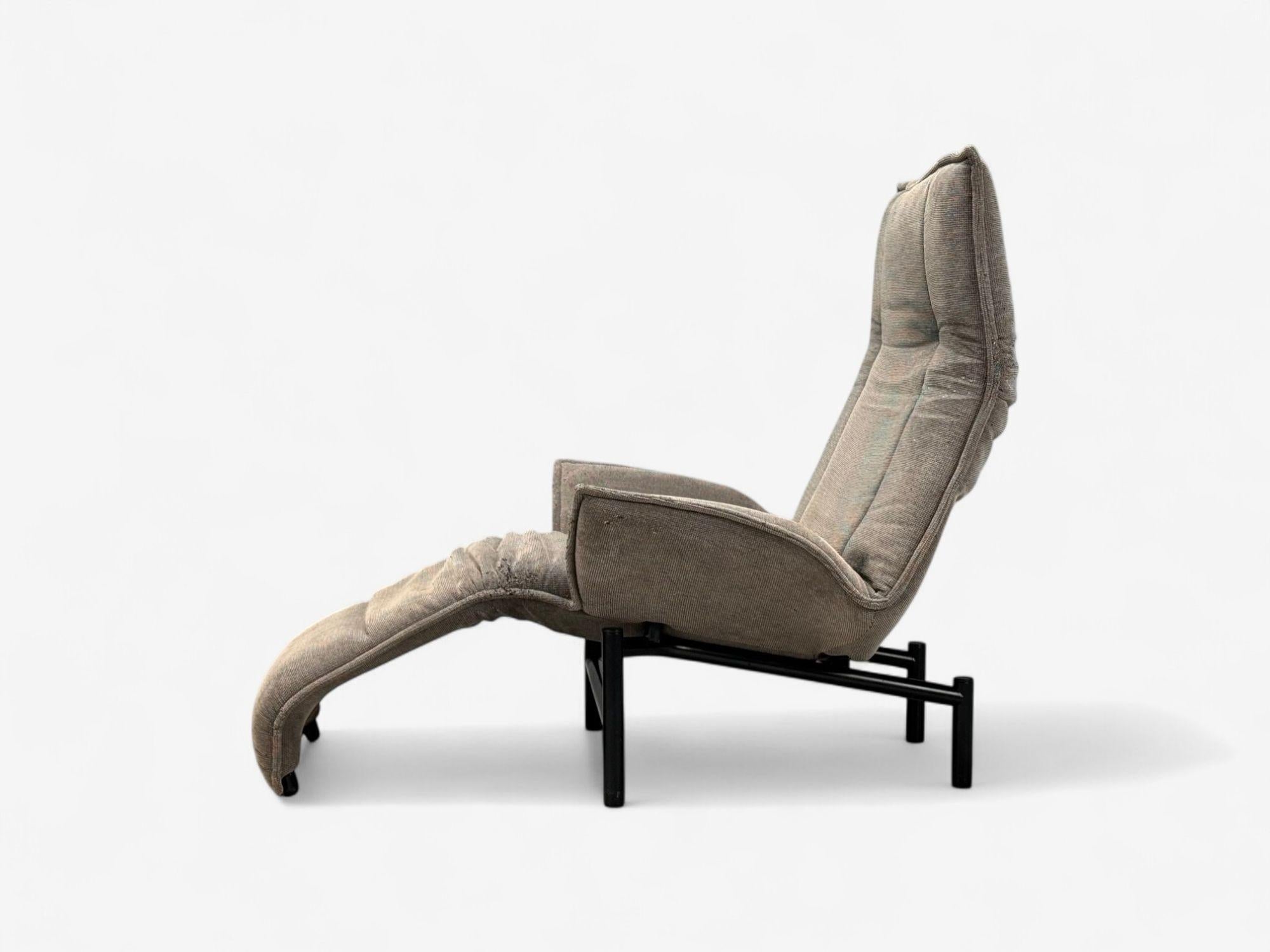 Vico Magistretti, modernité italienne, tissu, métal, chaise longue Veranda, années 1980 en vente 2