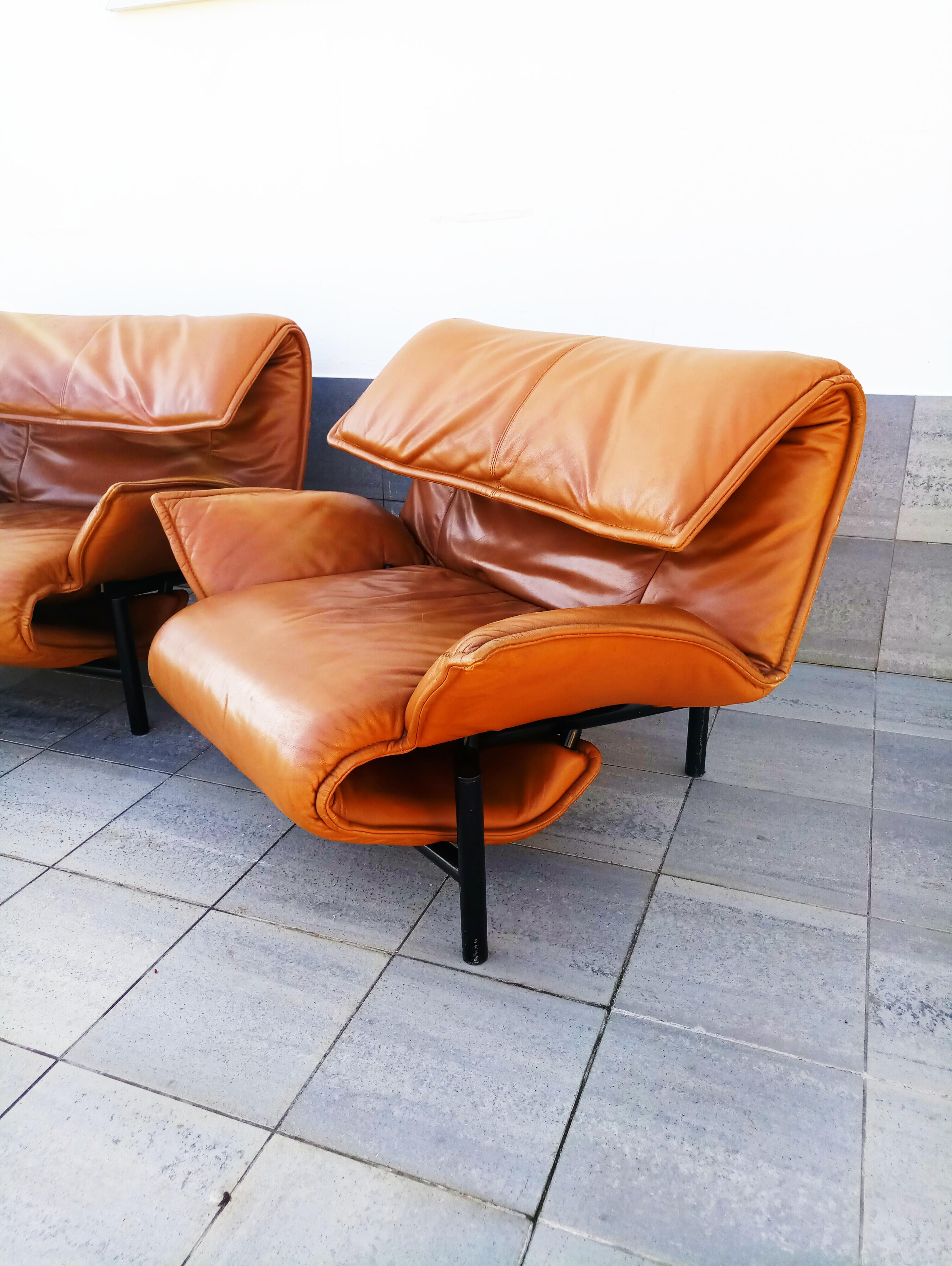Rare and beautiful set of 3 Vico Magistretti leather lounge armchairs 
