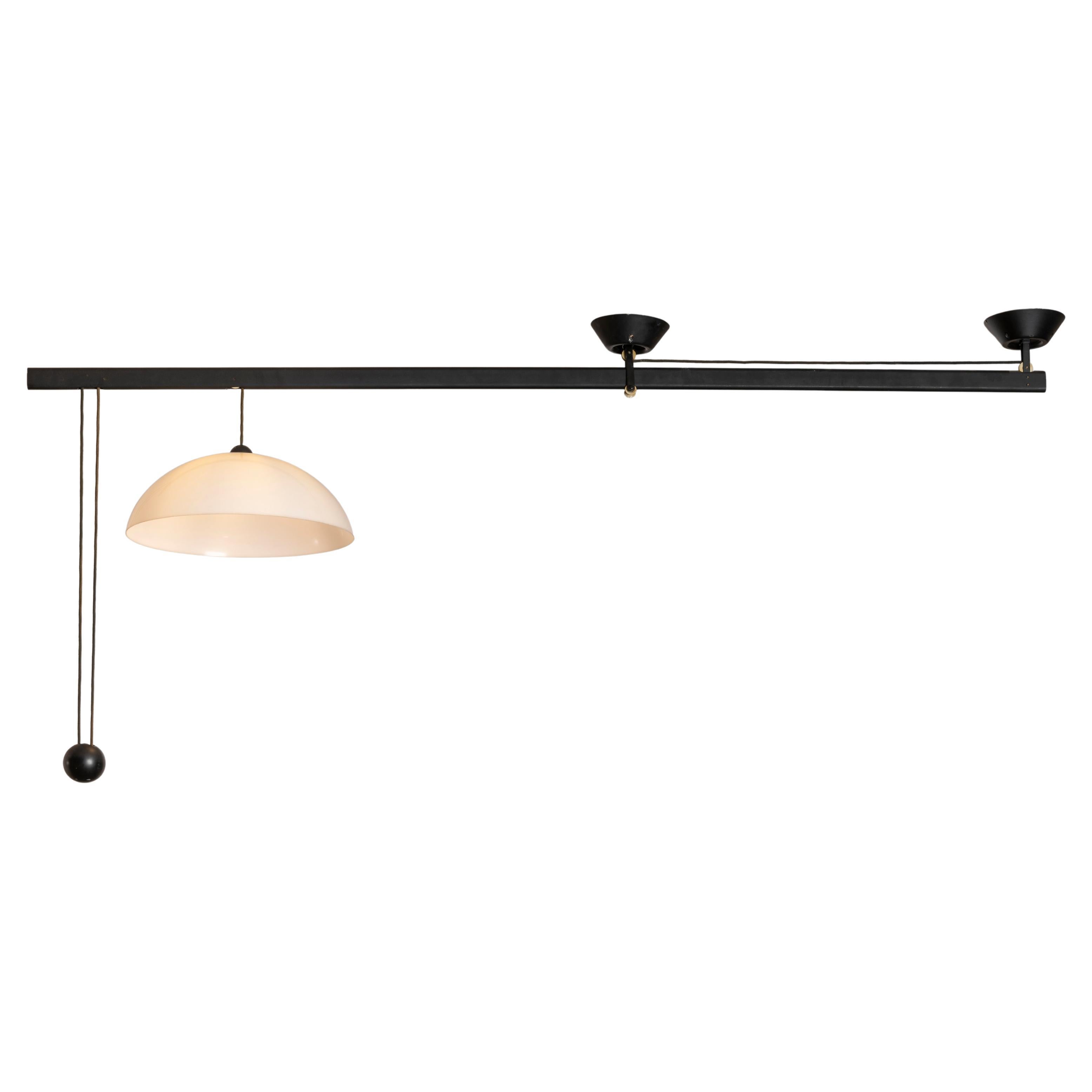 Vico Magistretti, “L’Impiccato” ceiling lamp for Artemide, Italy, 1972 in vendita