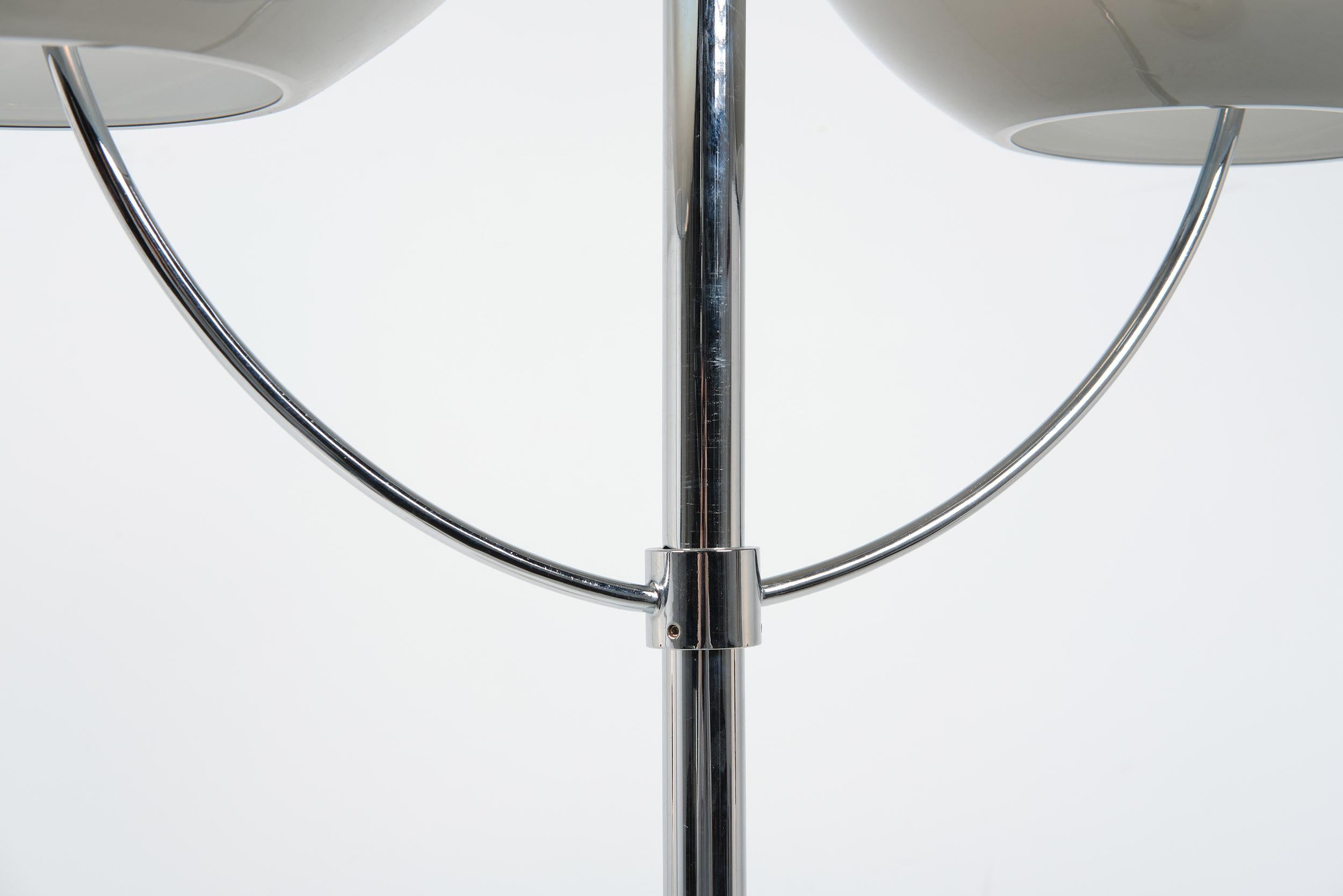 Mid-Century Modern Vico Magistretti 'Lyndon' Floor Lamp by Knoll and Colleoni, 1970 circa