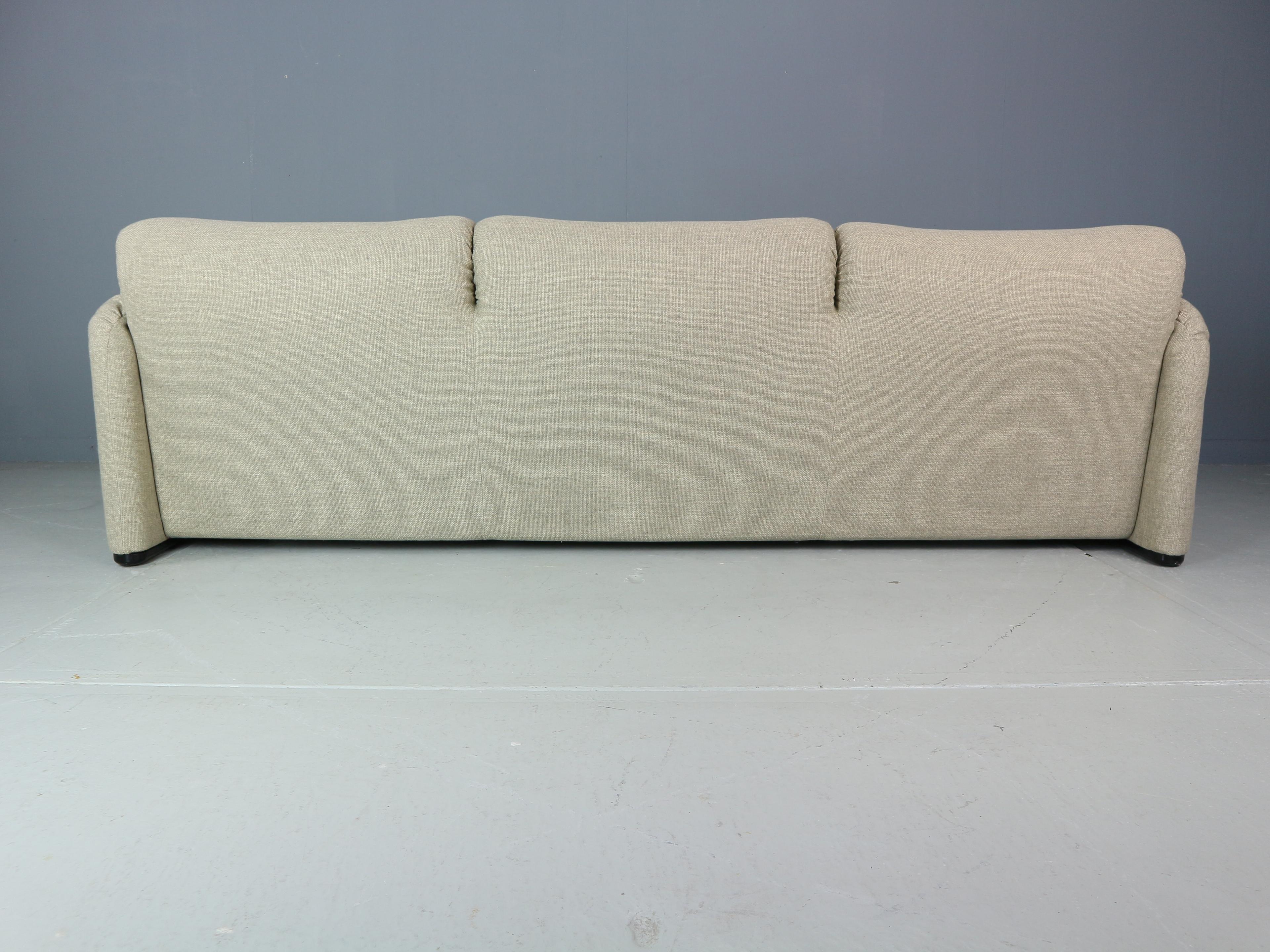 Vico Magistretti „Maralunga“ 3-Sitzer-Sofa mit Neupolsterung für Cassina im Angebot 4