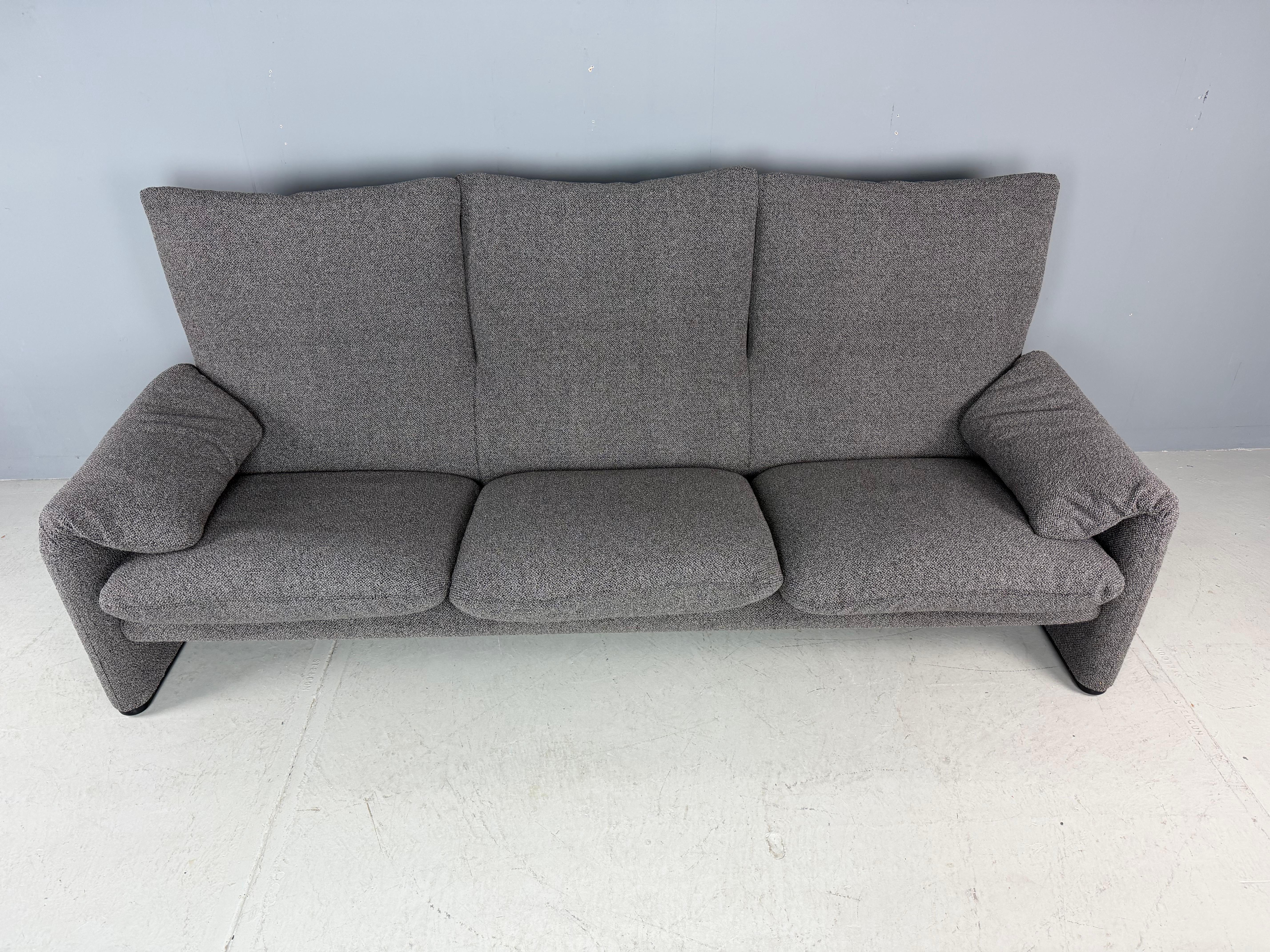 Italian Vico Magistretti 