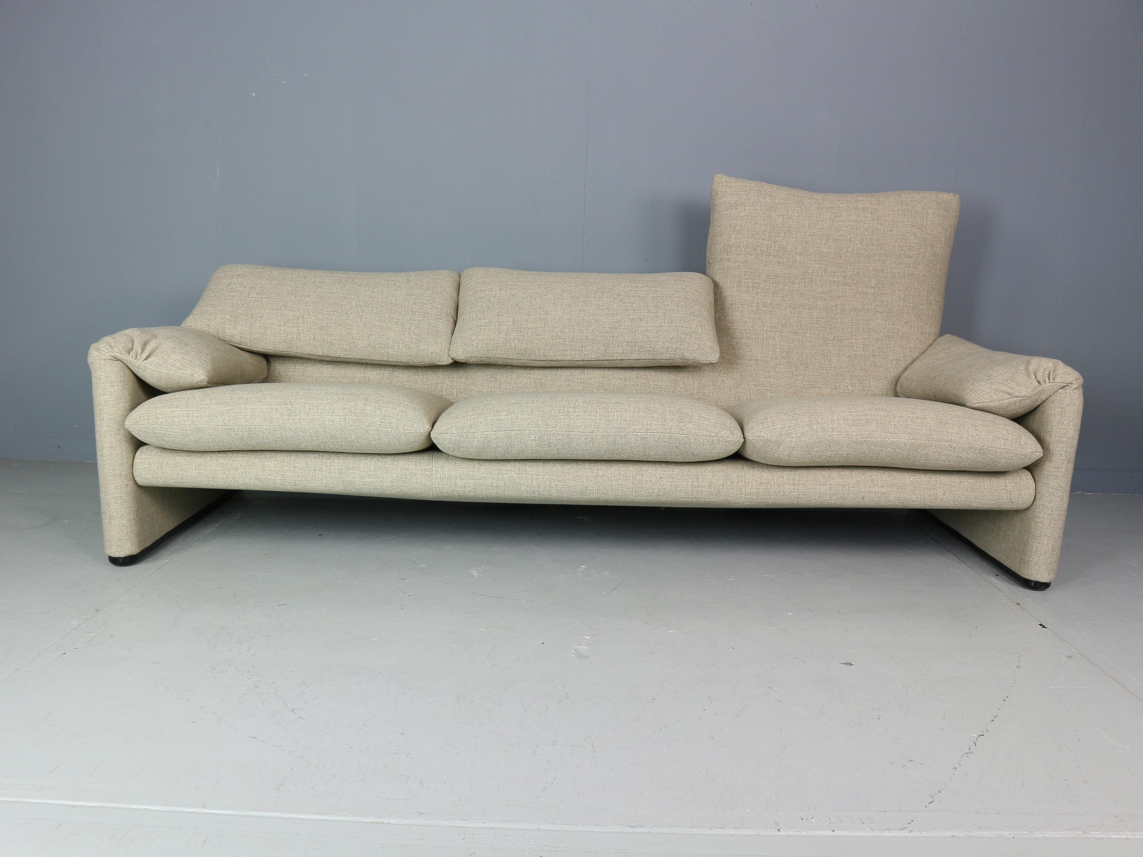 Vico Magistretti „Maralunga“ 3-Sitzer-Sofa mit Neupolsterung für Cassina im Zustand „Gut“ im Angebot in The Hague, NL