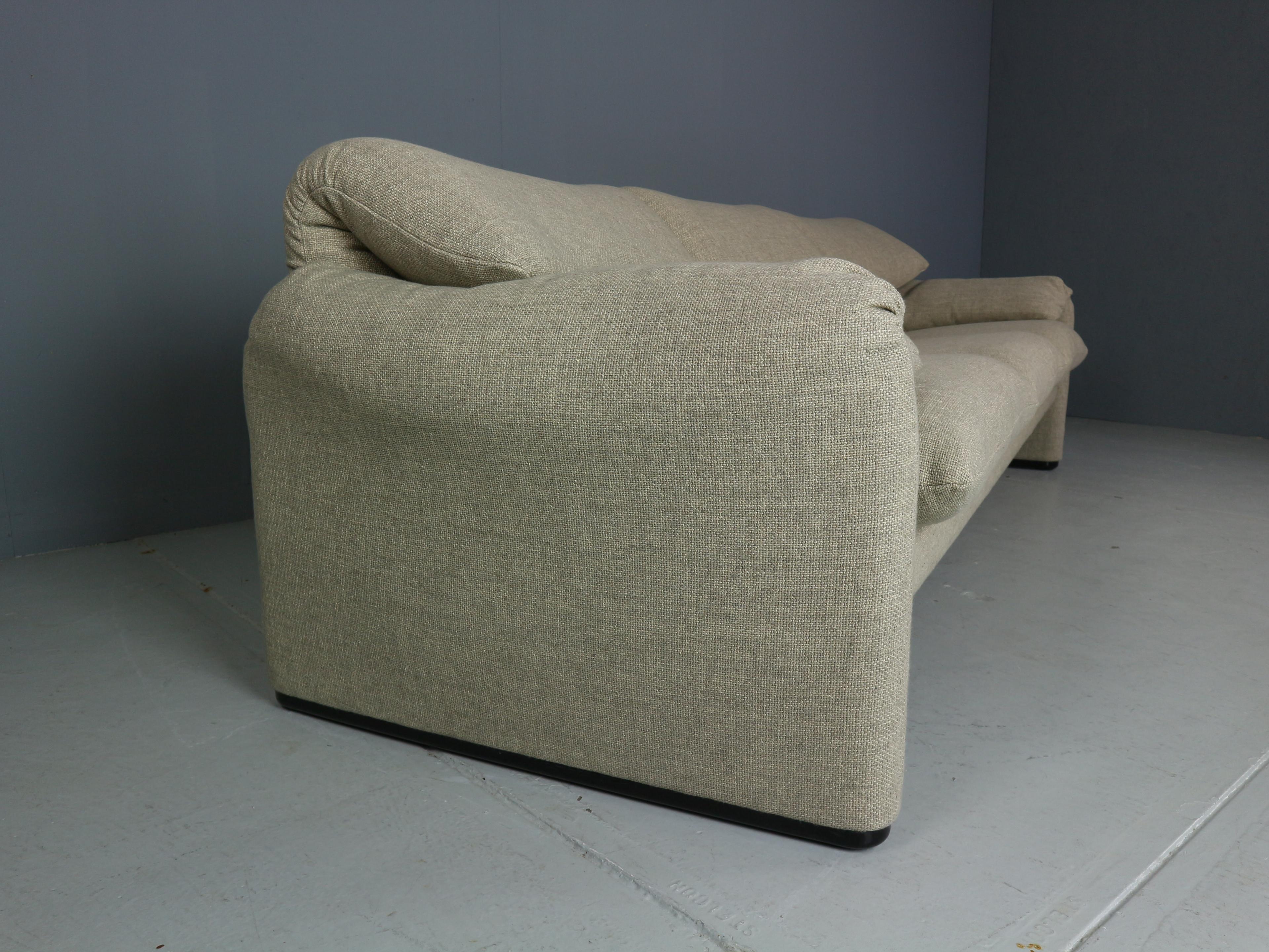 Vico Magistretti „Maralunga“ 3-Sitzer-Sofa mit Neupolsterung für Cassina im Angebot 2