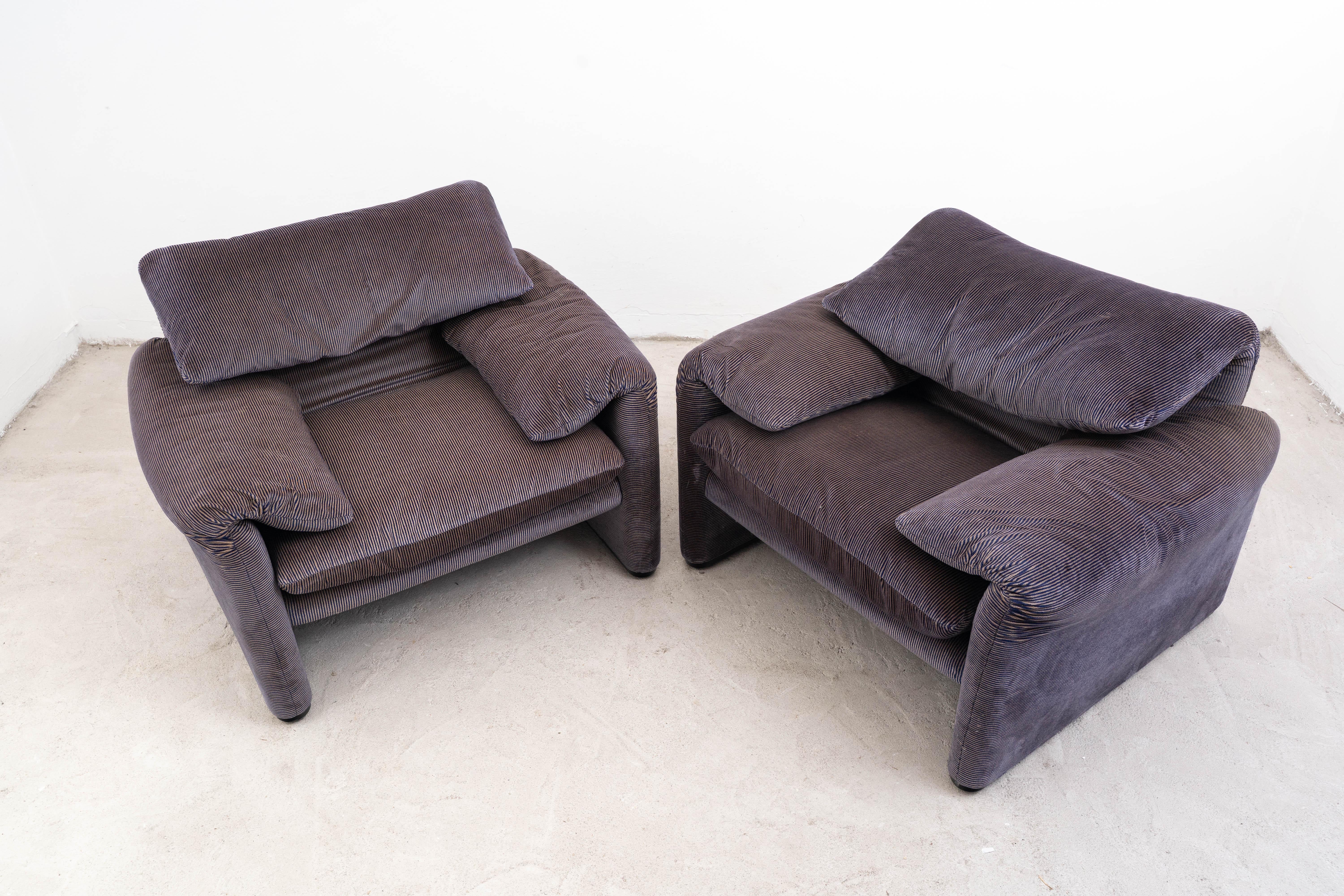 Vico Magistretti - Poltrone Maralunga - Cassina In condizioni discrete in vendita a Budapest, HU