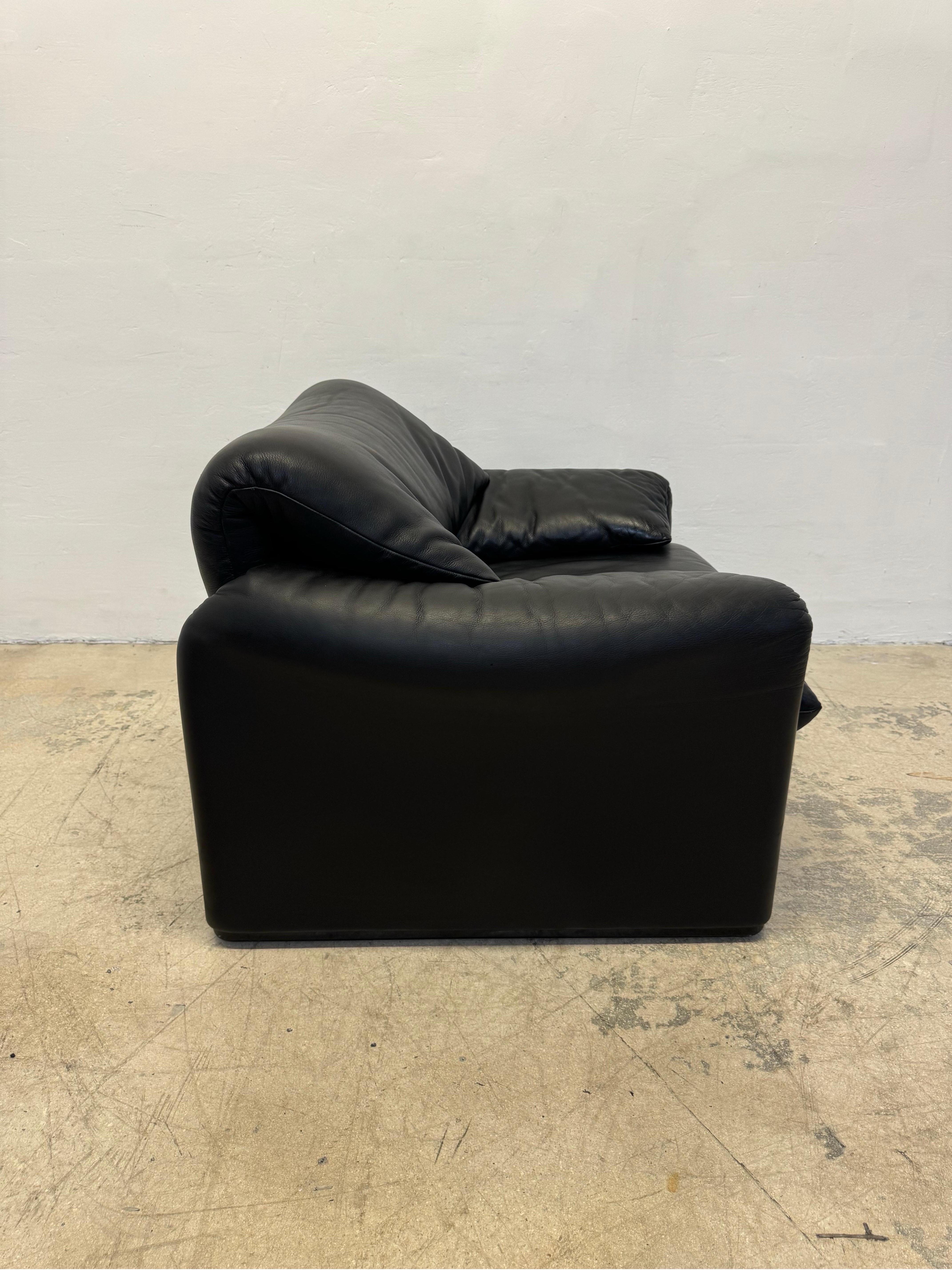maralunga chair
